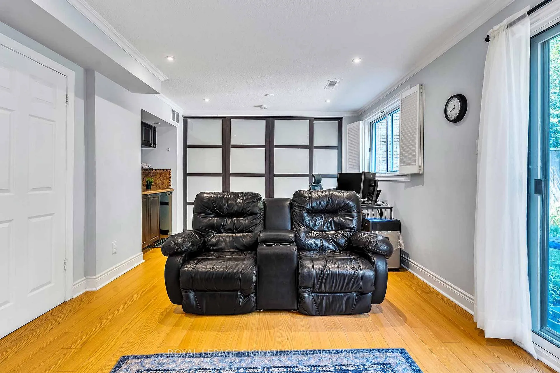 Photo 10 of 14 Poplar Crescent, Aurora, Aurora Highlands — HOMEH