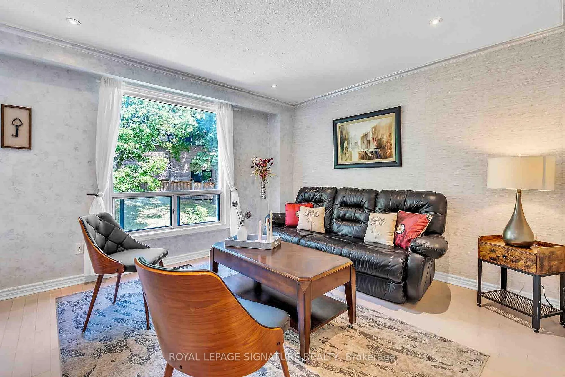 Photo 17 of 14 Poplar Crescent, Aurora, Aurora Highlands — HOMEH