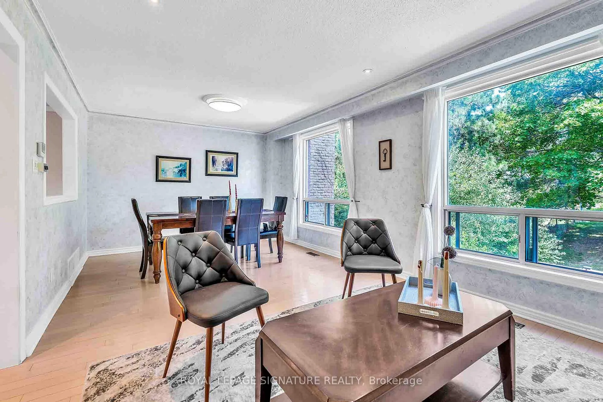 Photo 18 of 14 Poplar Crescent, Aurora, Aurora Highlands — HOMEH