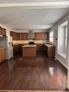 Photo 9 of Unit Upper, 10 Devondale Avenue, Brampton, Vales of Castlemore — HOMEH