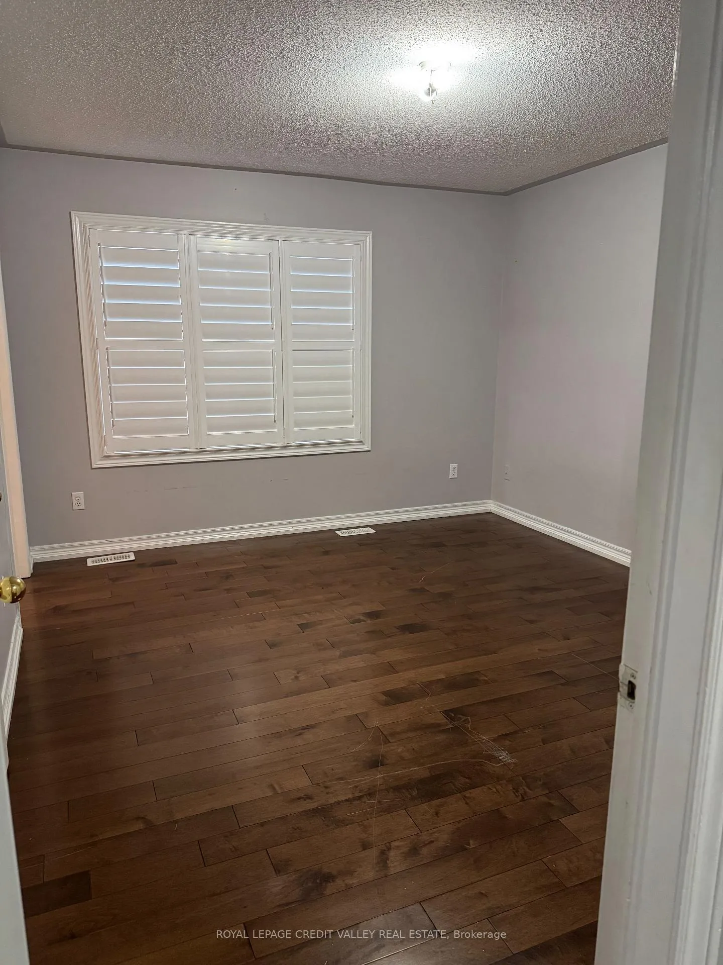 Photo 19 of Unit Upper, 10 Devondale Avenue, Brampton, Vales of Castlemore — HOMEH