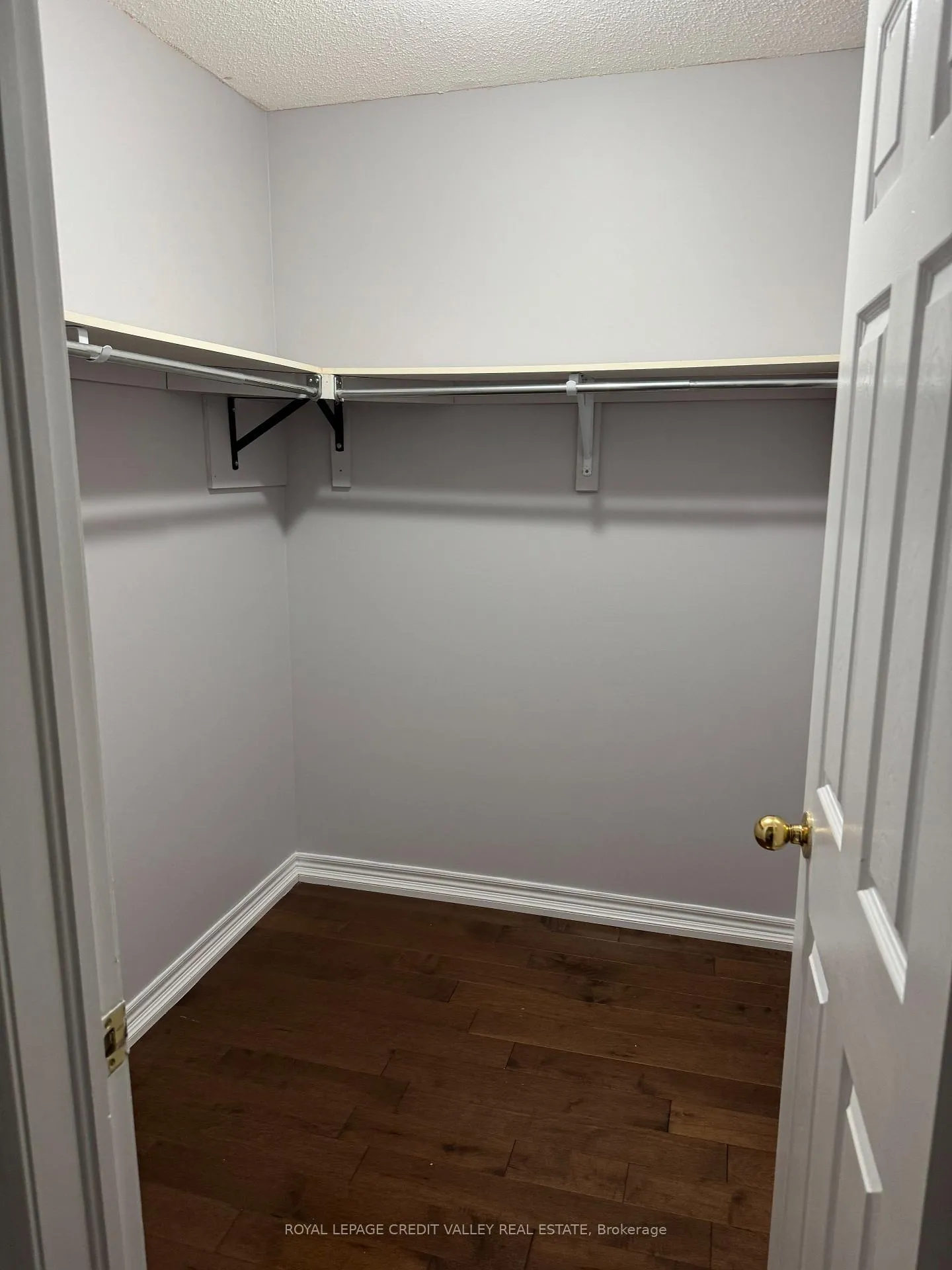 Photo 26 of Unit Upper, 10 Devondale Avenue, Brampton, Vales of Castlemore — HOMEH