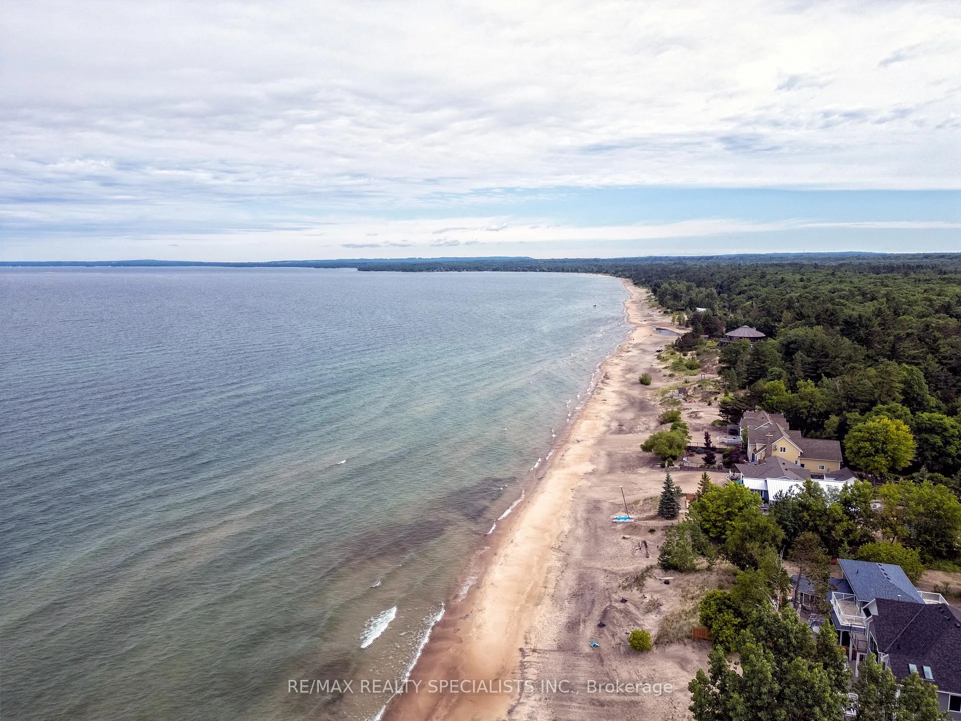 Photo 11 of 890 Tiny Beaches Road S, Tiny, Rural Tiny — HOMEH