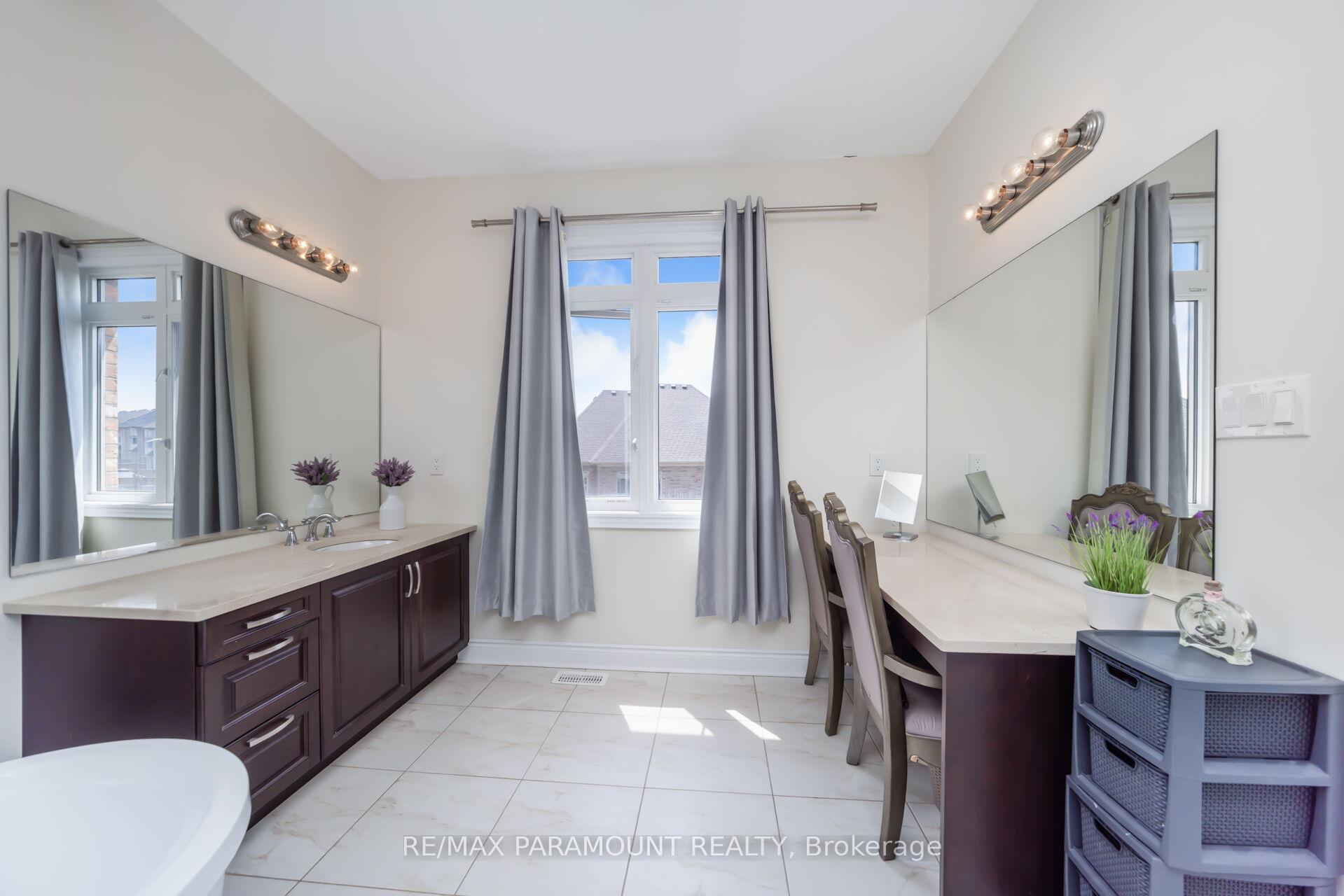 Photo 31 of 8 Accolade Court, Brampton, Credit Valley — HOMEH