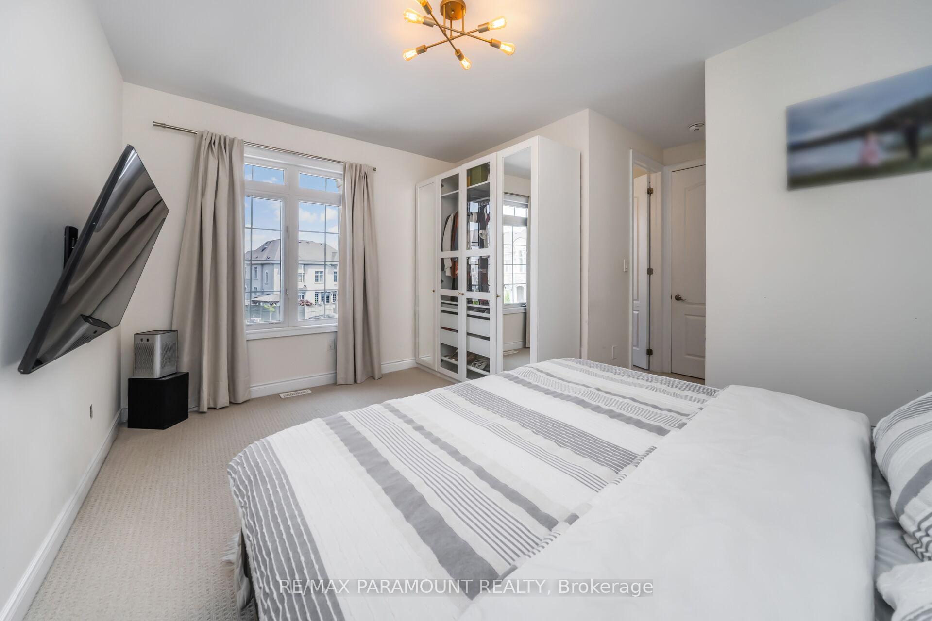 Photo 36 of 8 Accolade Court, Brampton, Credit Valley — HOMEH