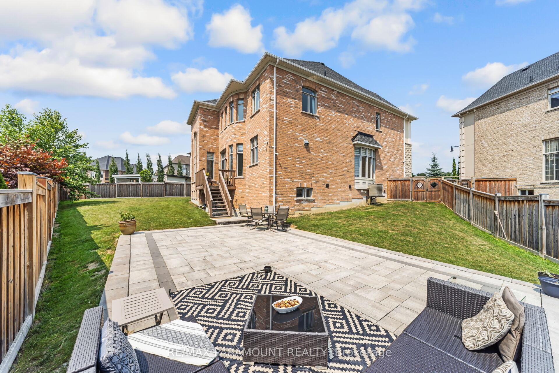 Photo 43 of 8 Accolade Court, Brampton, Credit Valley — HOMEH