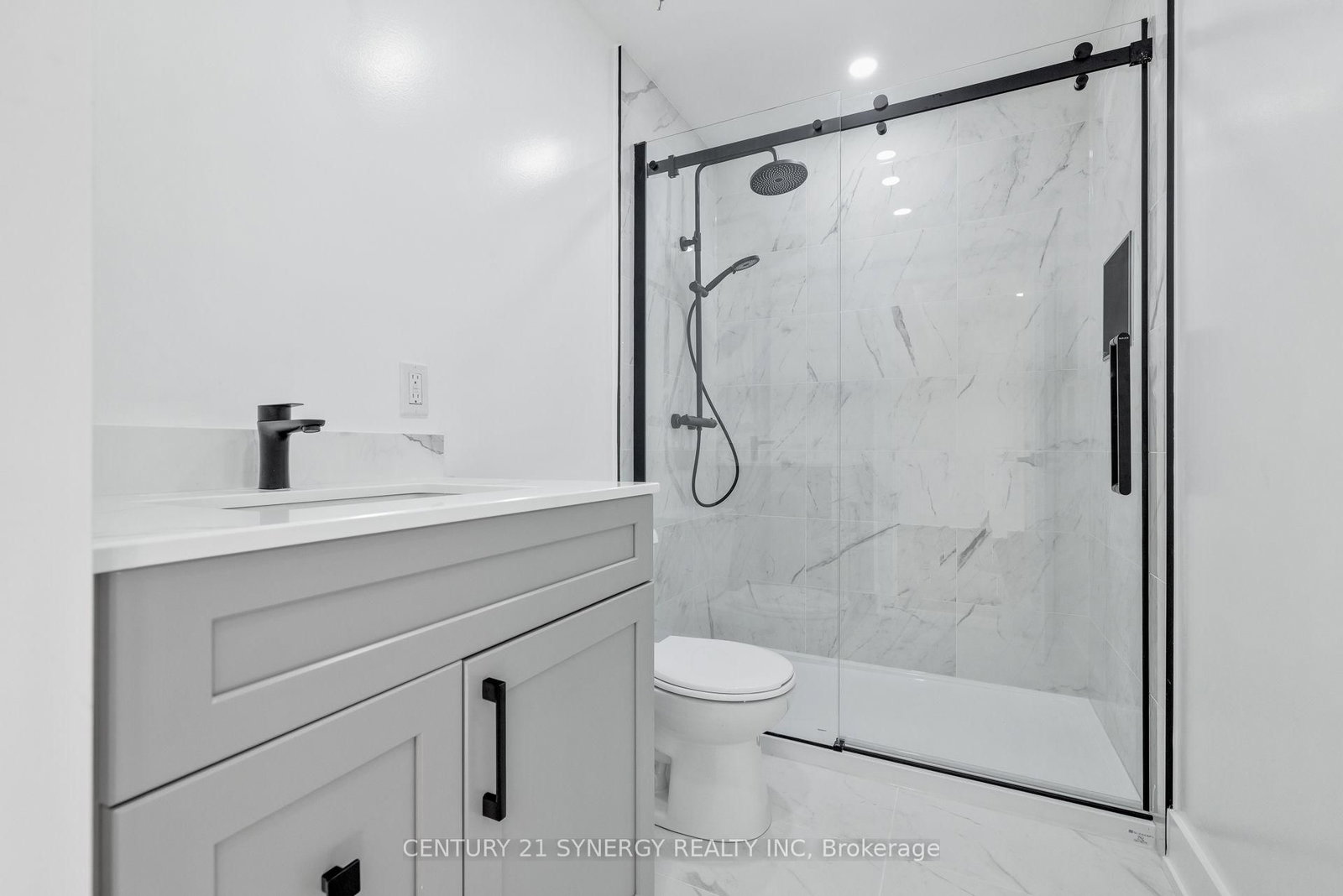 Photo 3 of Unit 5, 598 Kirkwood Ave, Ottawa, Westboro/Hampton Park — HOMEH