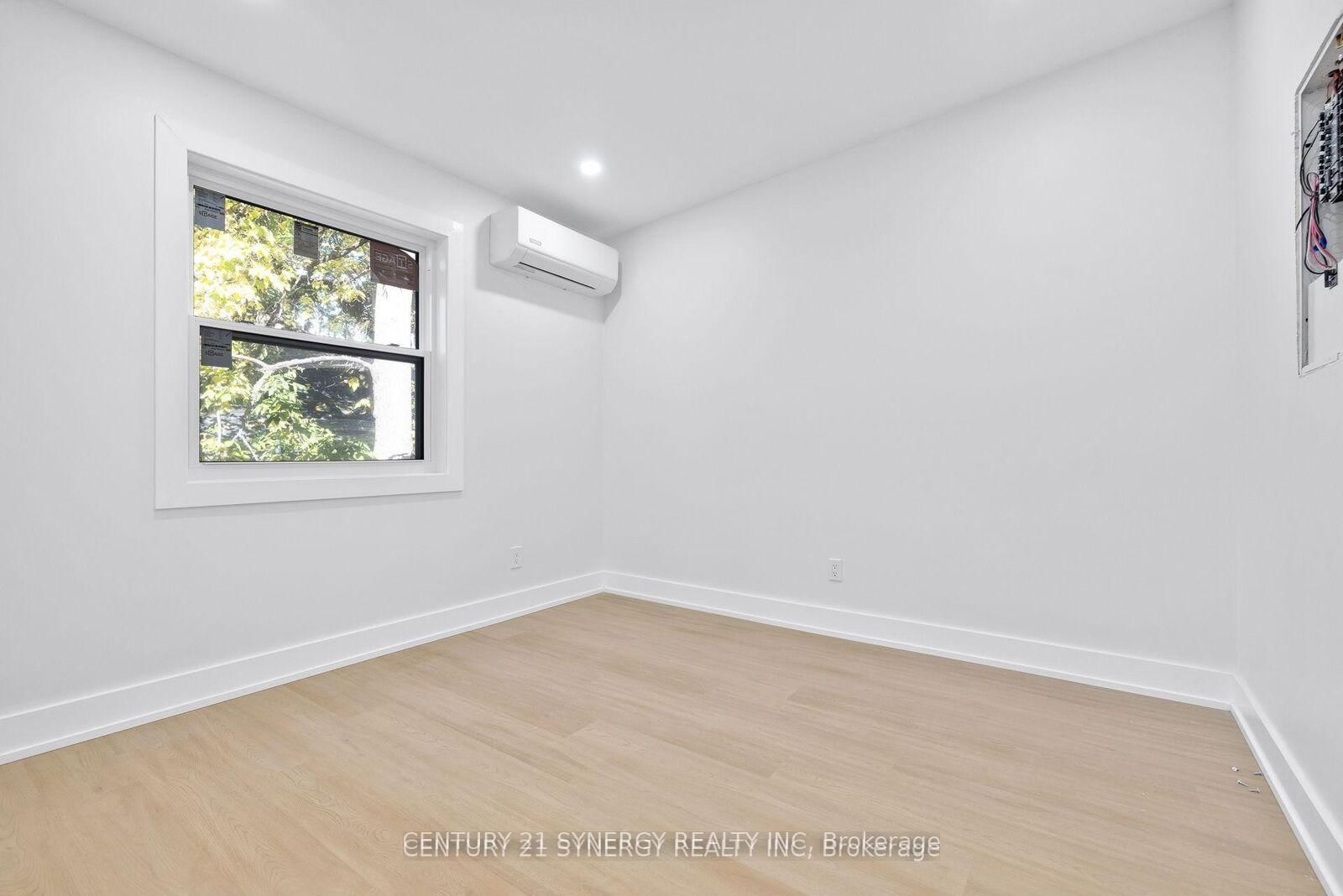 Photo 4 of Unit 5, 598 Kirkwood Ave, Ottawa, Westboro/Hampton Park — HOMEH