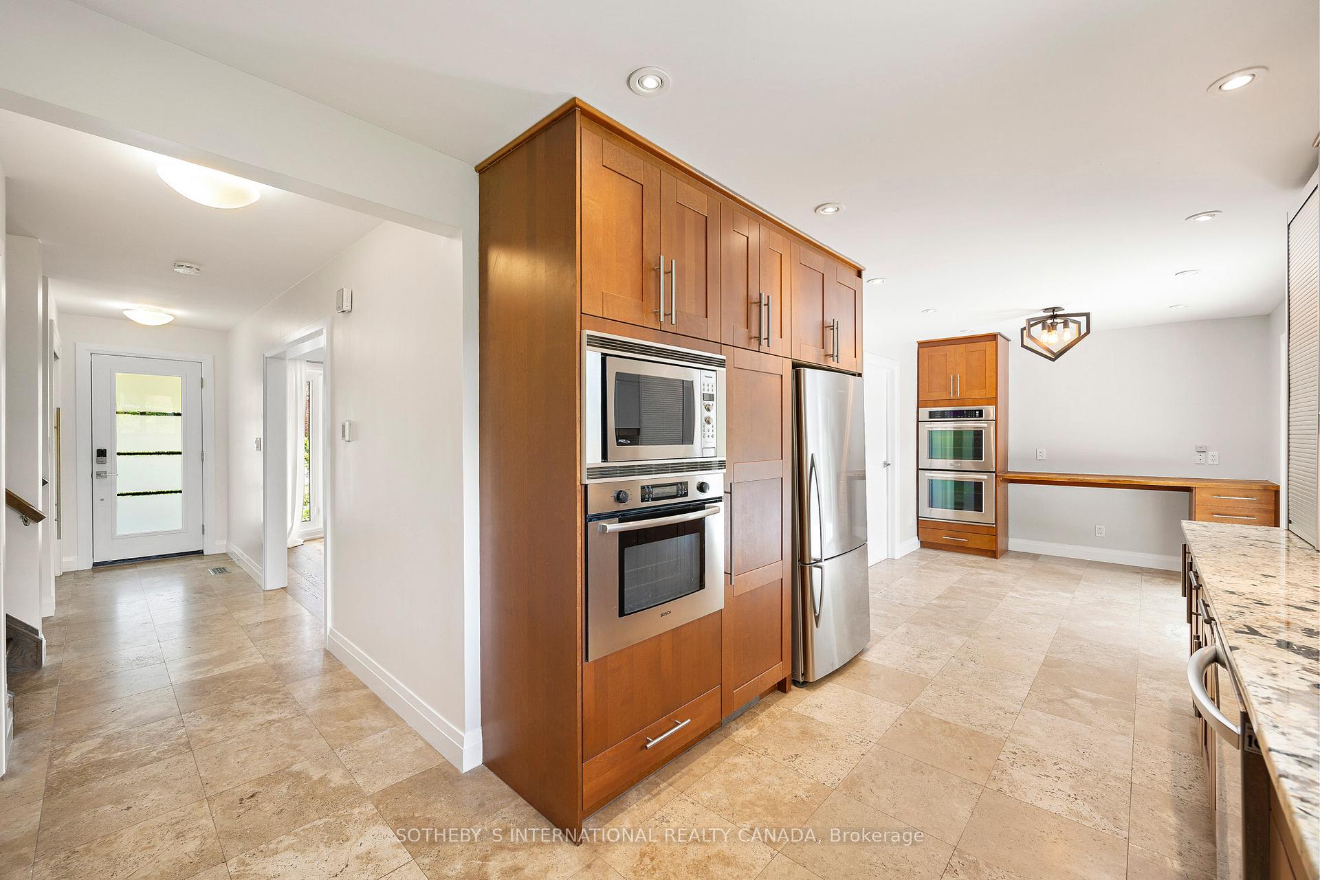 Photo 6 of 4470 Cosburn Crescent, Burlington, Shoreacres — HOMEH