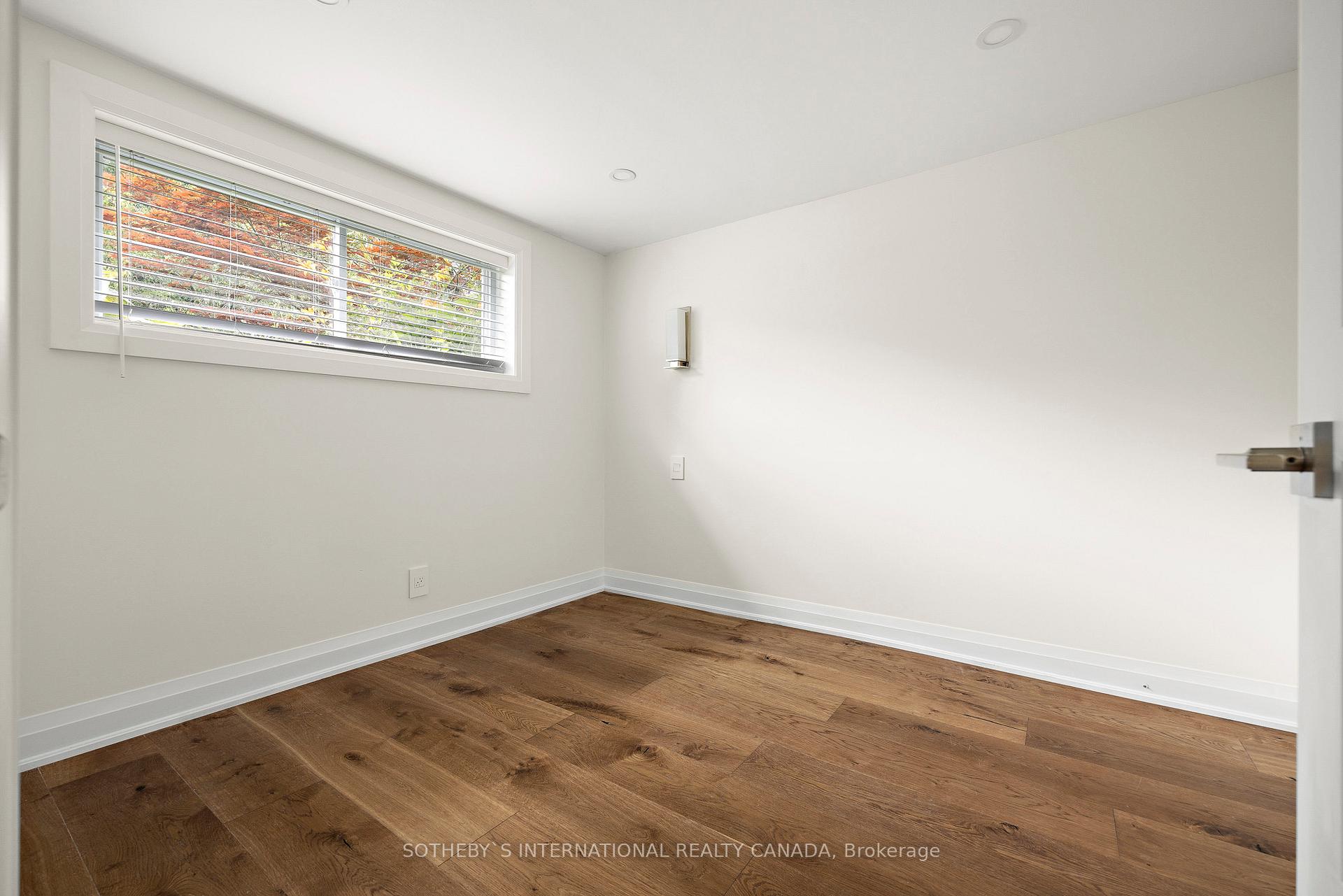 Photo 17 of 4470 Cosburn Crescent, Burlington, Shoreacres — HOMEH