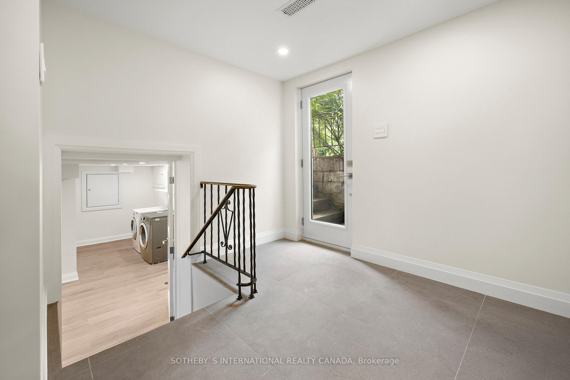 Photo 18 of 4470 Cosburn Crescent, Burlington, Shoreacres — HOMEH