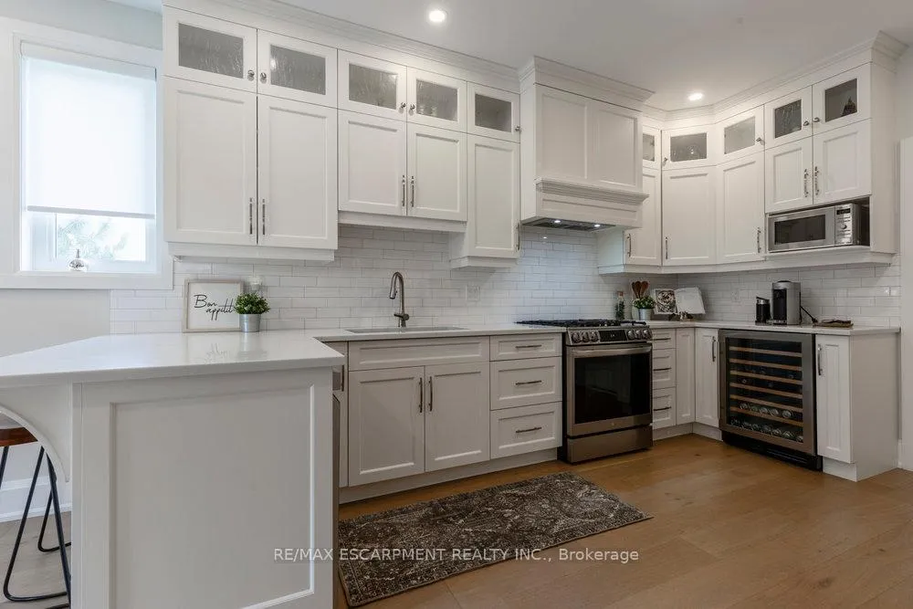 Photo 10 of 84 Sandollar Drive, Hamilton, Rural Glanbrook — HOMEH