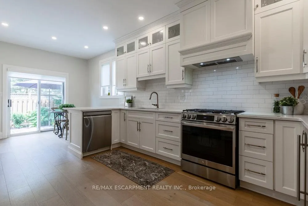 Photo 12 of 84 Sandollar Drive, Hamilton, Rural Glanbrook — HOMEH