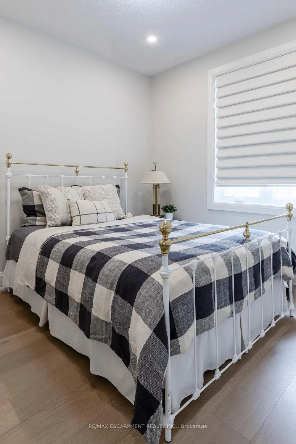 Photo 26 of 84 Sandollar Drive, Hamilton, Rural Glanbrook — HOMEH