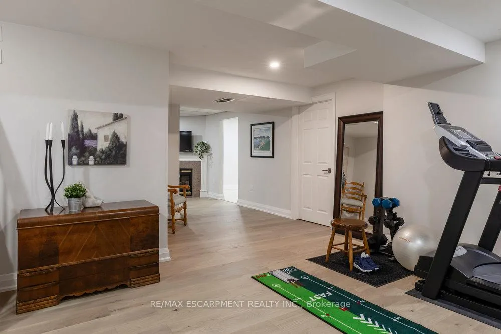 Photo 35 of 84 Sandollar Drive, Hamilton, Rural Glanbrook — HOMEH