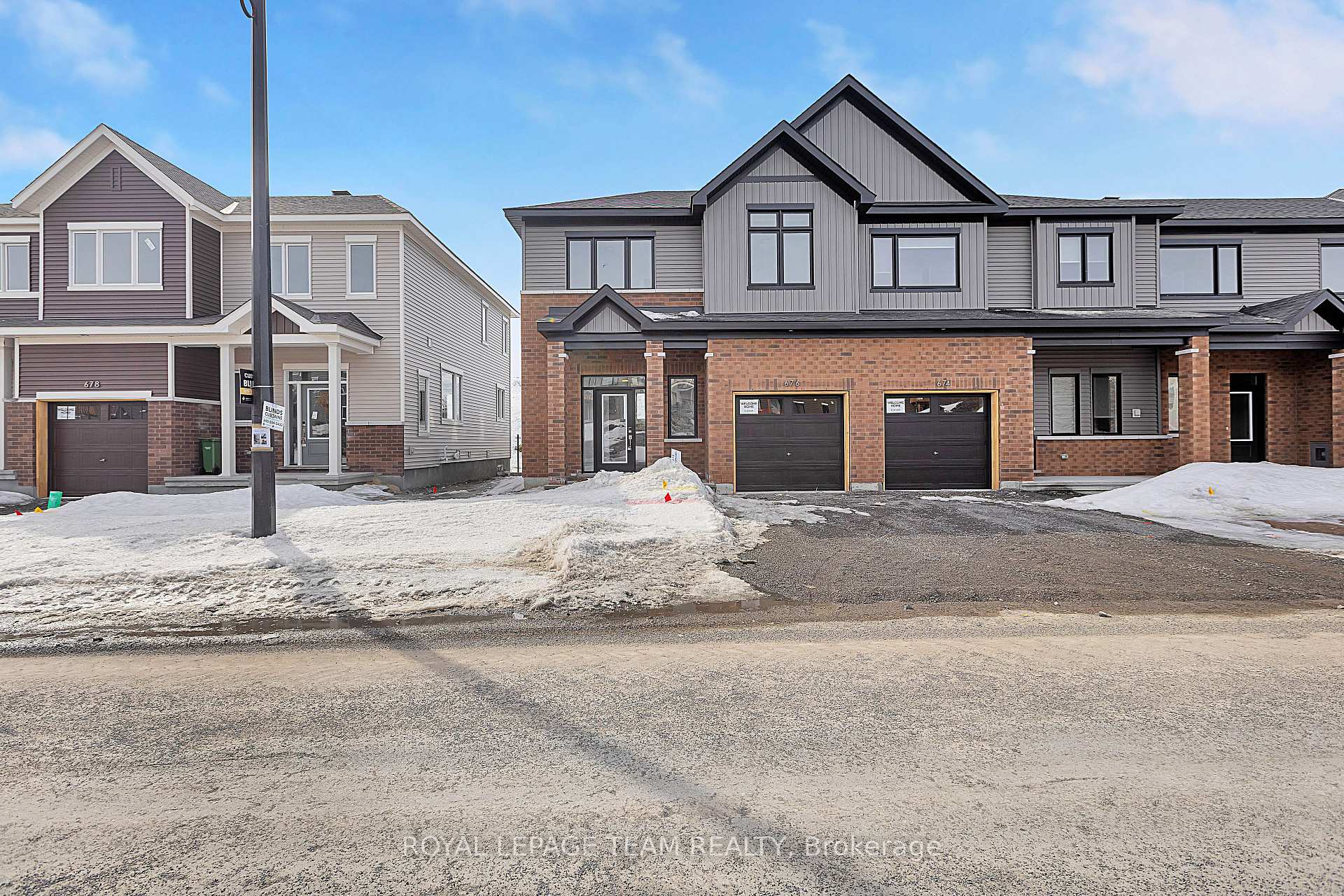 Front of 676 Expansion Road