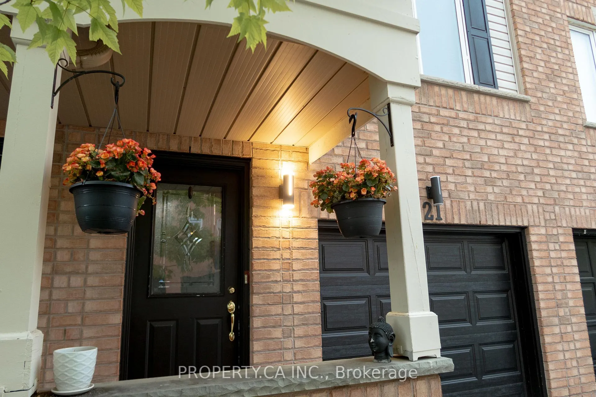 Photo 1 of 21 McGonigal Lane, Ajax, Central — HOMEH