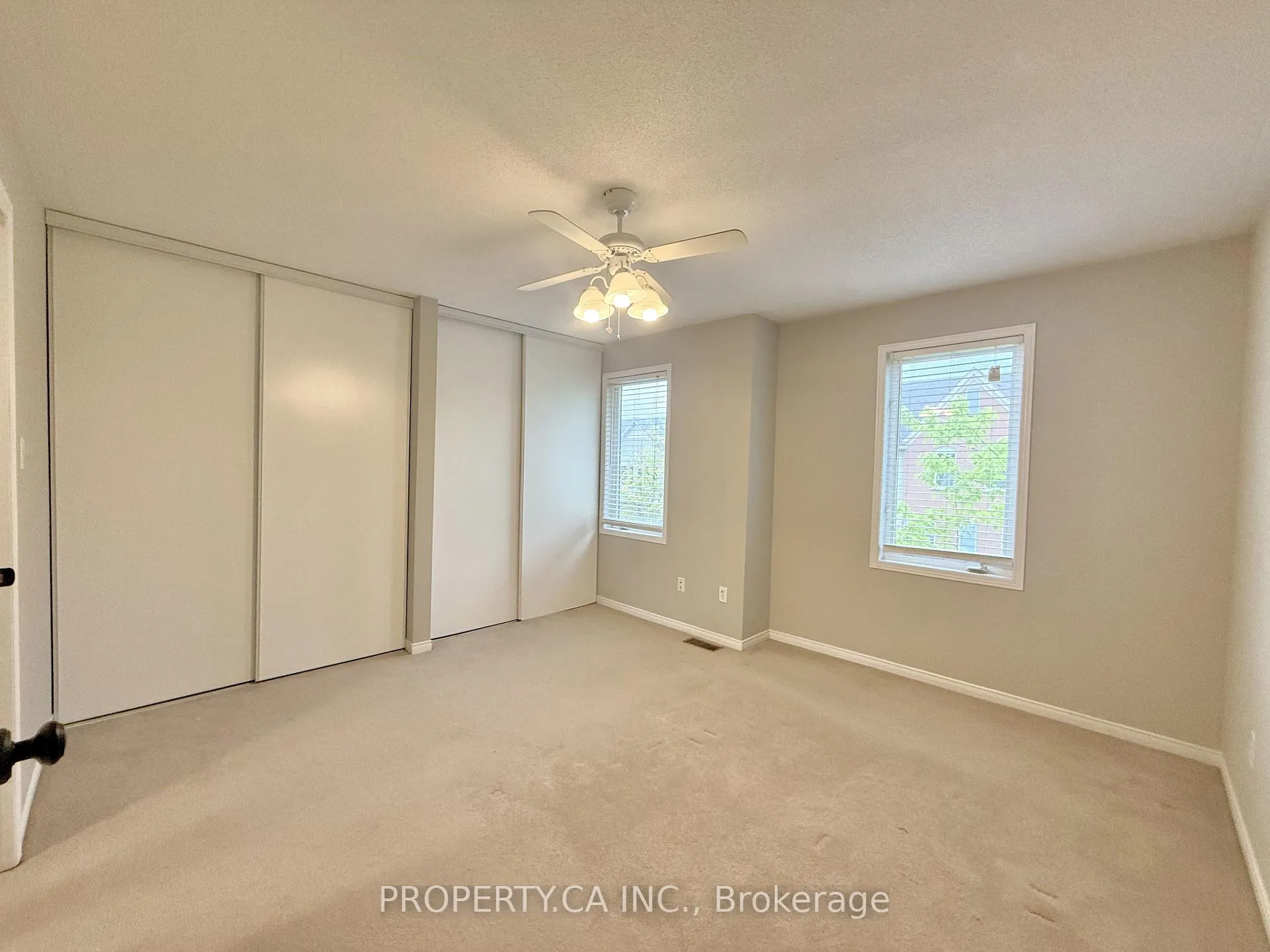 Photo 14 of 21 McGonigal Lane, Ajax, Central — HOMEH