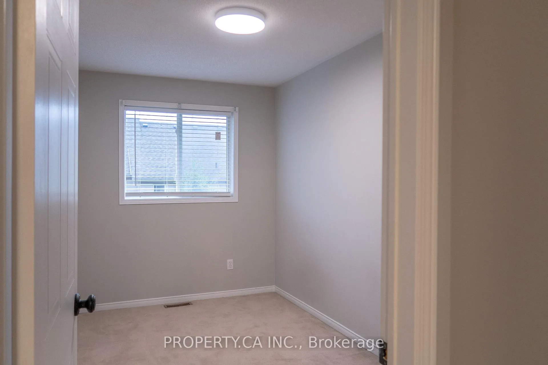Photo 15 of 21 McGonigal Lane, Ajax, Central — HOMEH