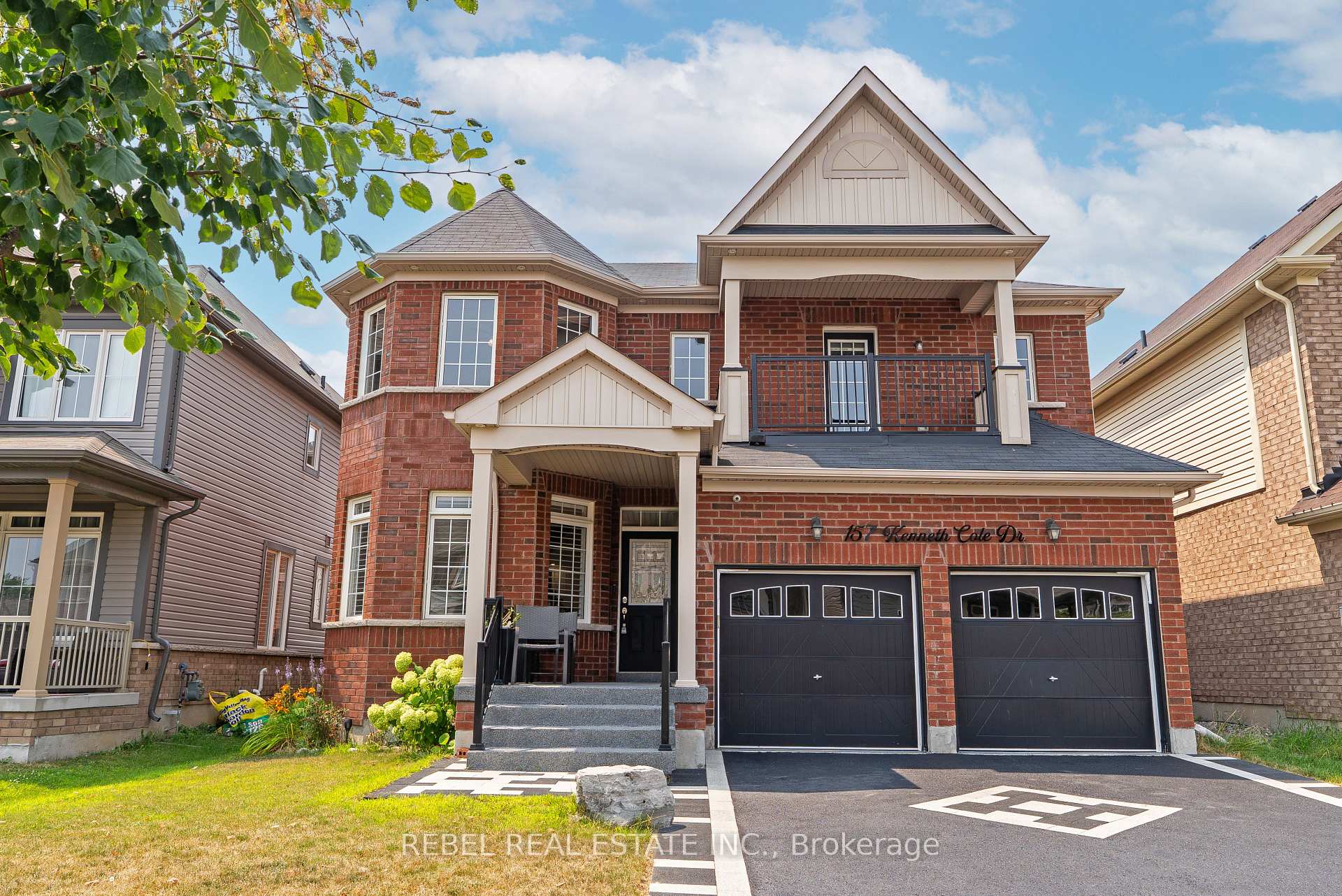 Photo 1 of 157 Kenneth Cole Drive, Clarington, Bowmanville — HOMEH