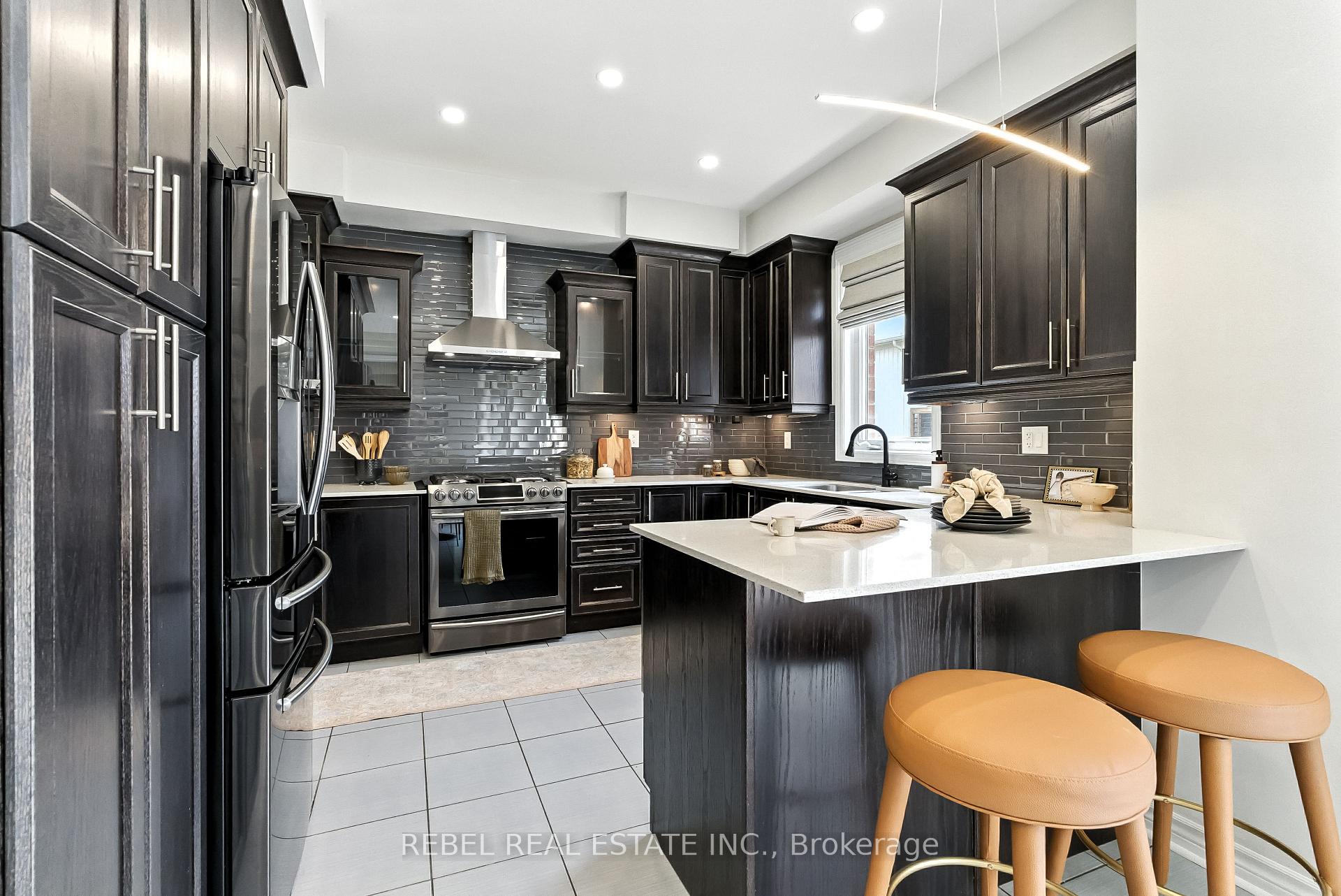Photo 15 of 157 Kenneth Cole Drive, Clarington, Bowmanville — HOMEH
