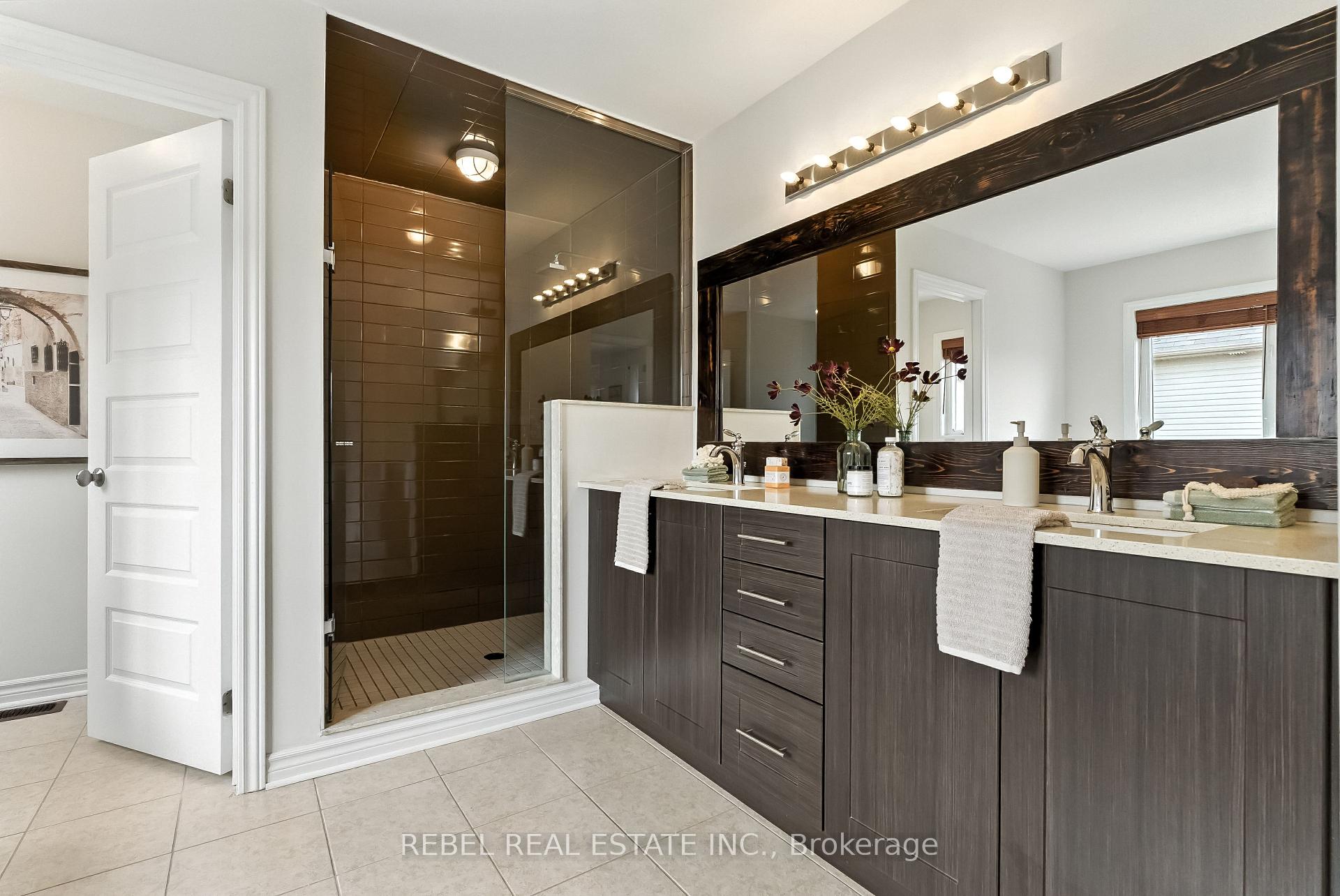 Photo 29 of 157 Kenneth Cole Drive, Clarington, Bowmanville — HOMEH