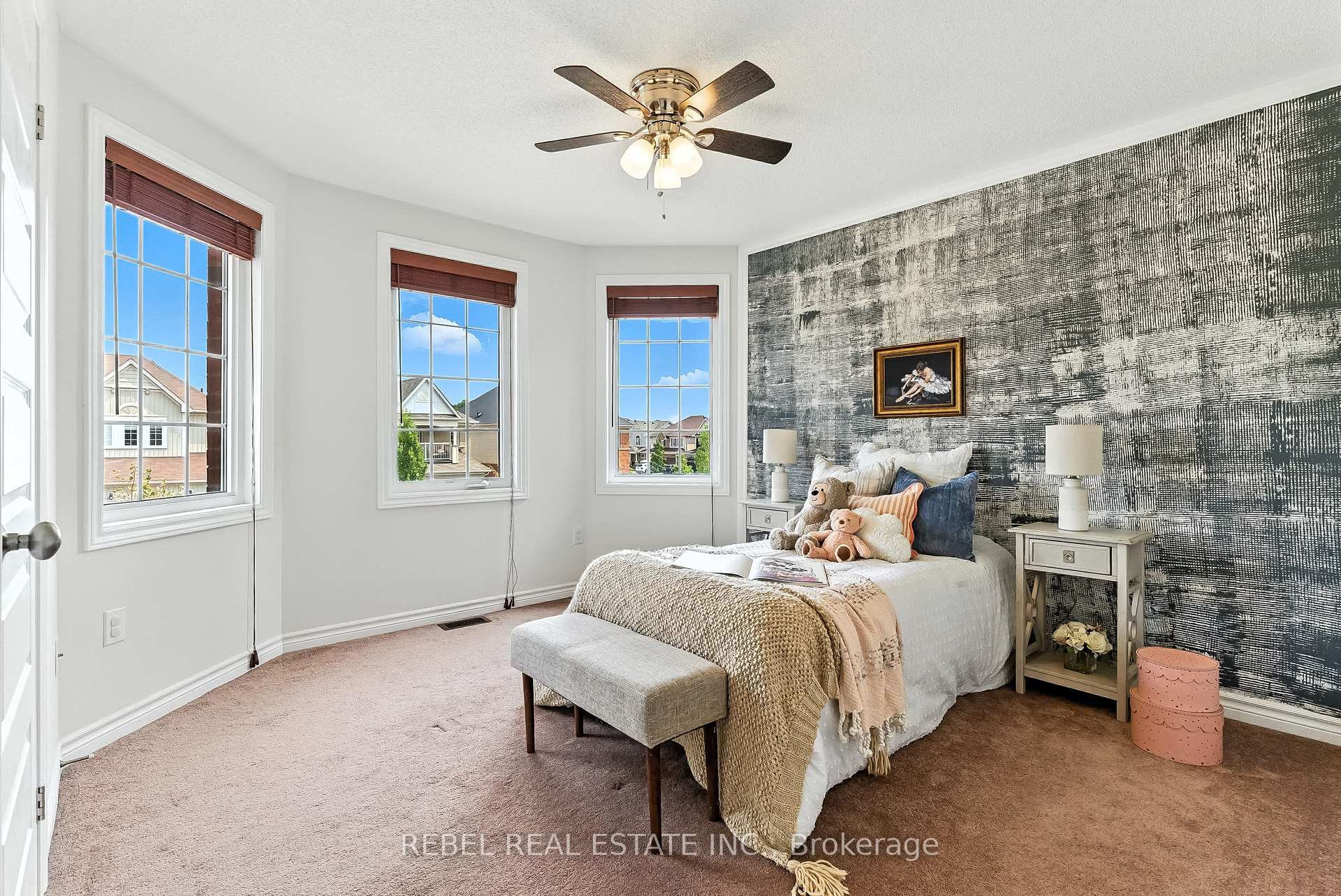 Photo 30 of 157 Kenneth Cole Drive, Clarington, Bowmanville — HOMEH