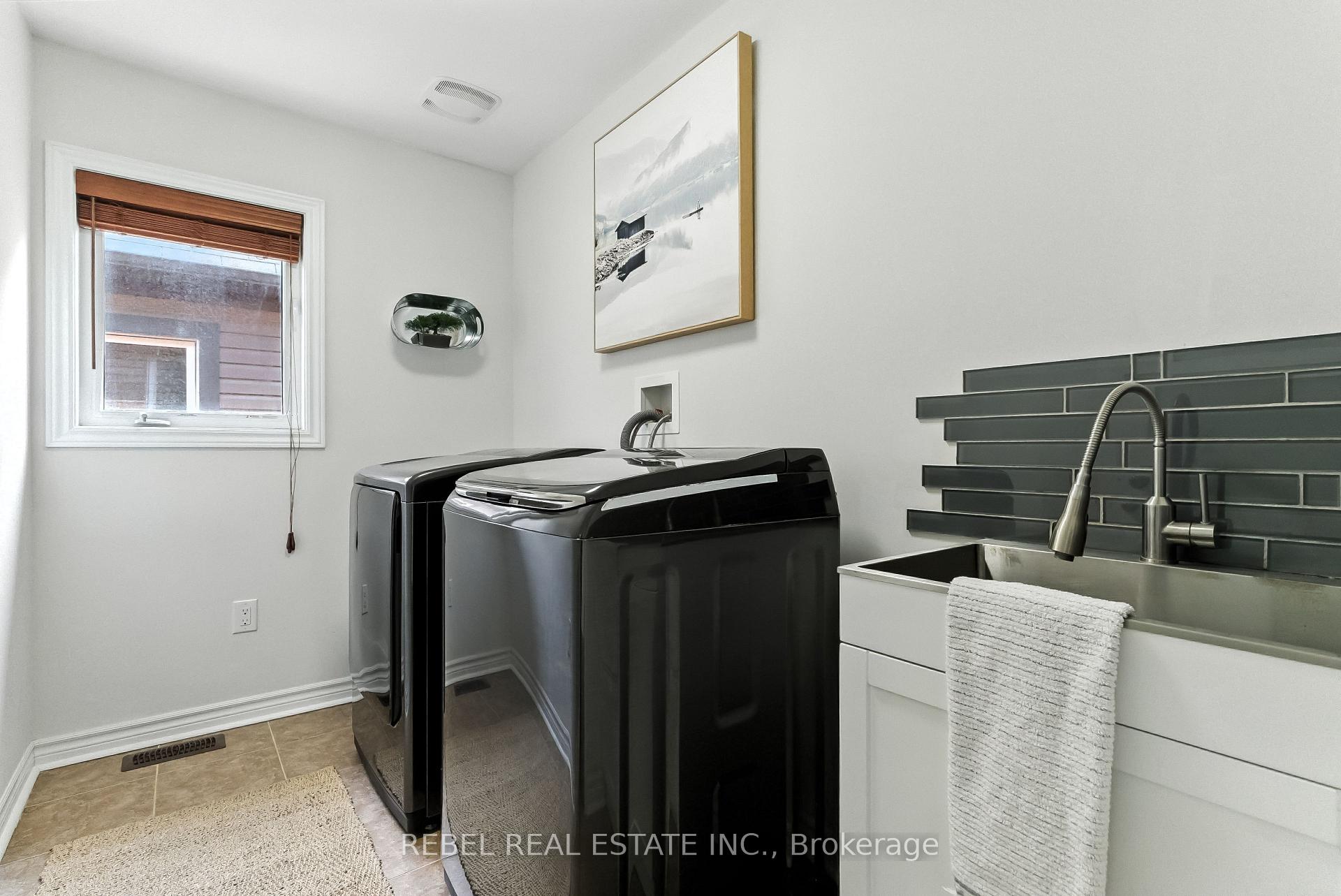 Photo 35 of 157 Kenneth Cole Drive, Clarington, Bowmanville — HOMEH