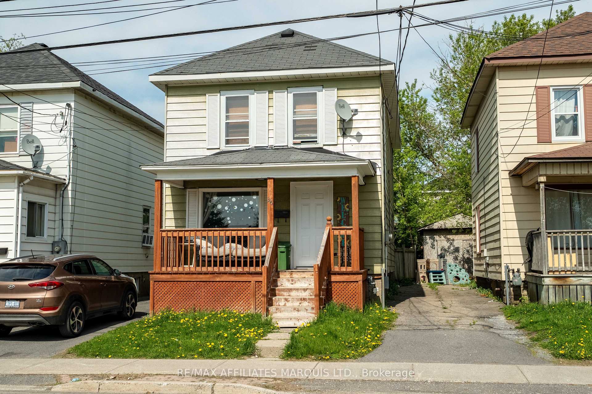 Photo 2 of 316 Mcconnell Avenue, Cornwall — HOMEH