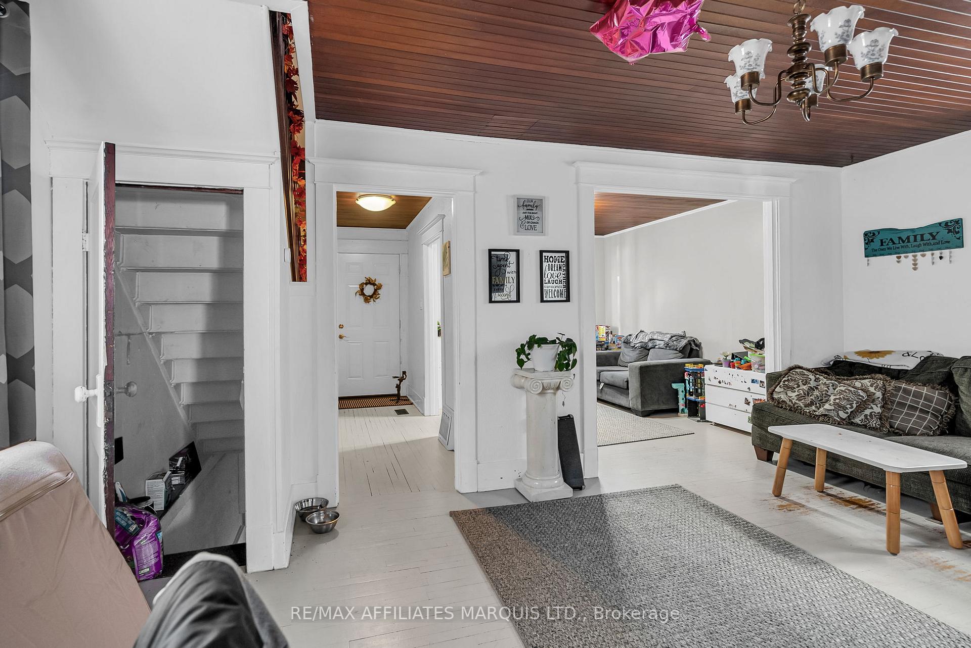 Photo 4 of 316 Mcconnell Avenue, Cornwall — HOMEH
