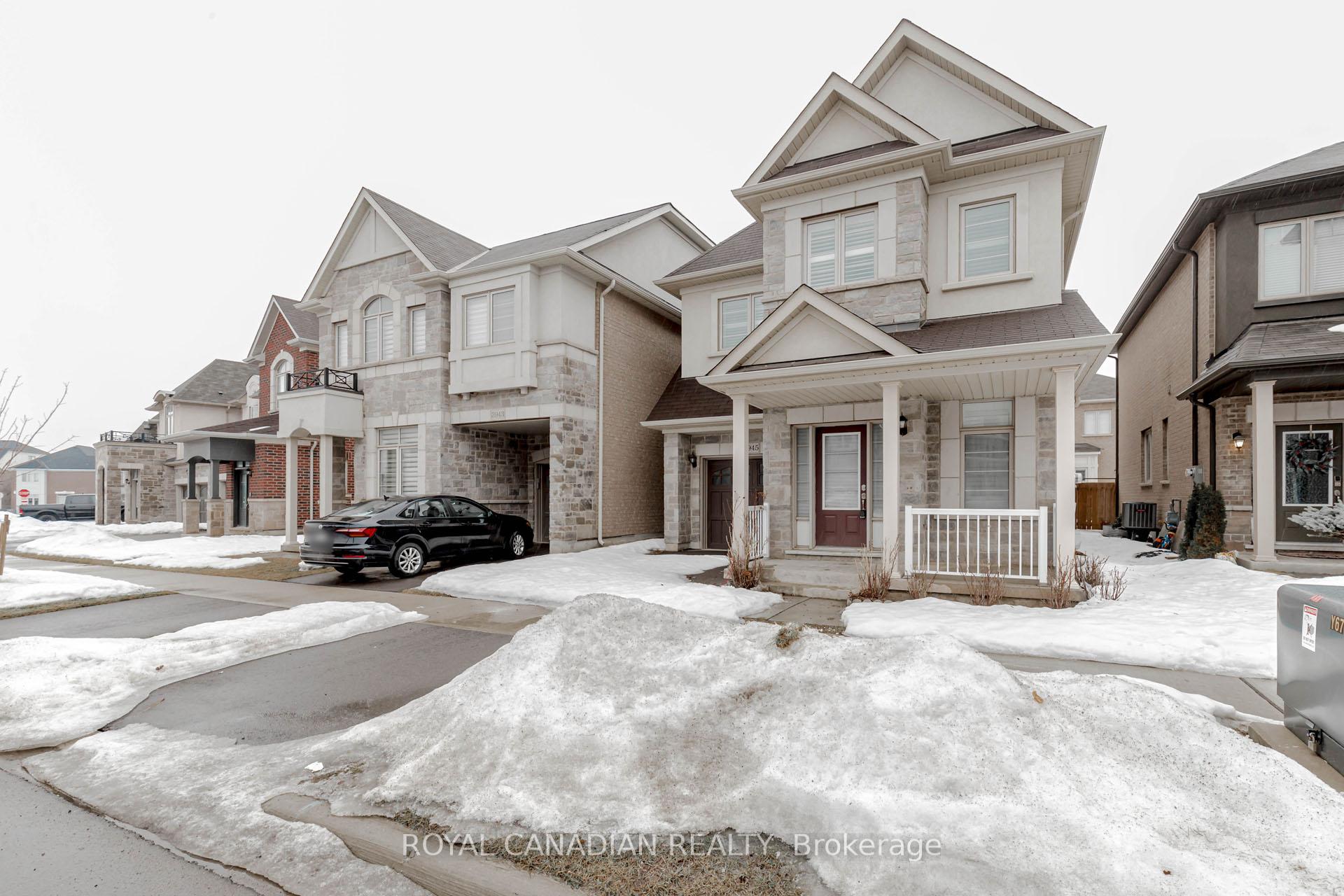 Photo 2 of 3945 Thomas Alton Boulevard, Burlington, Alton — HOMEH