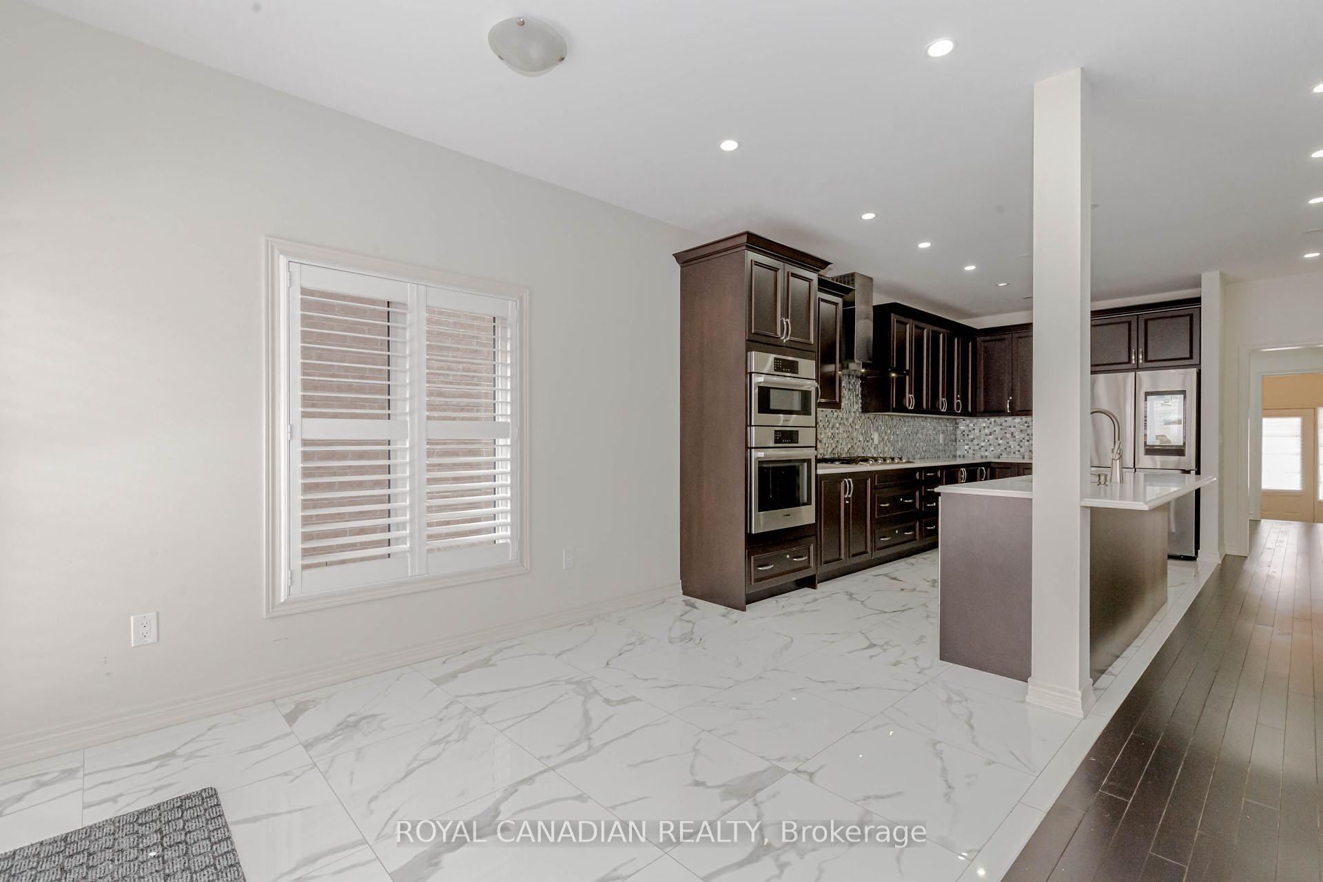 Photo 17 of 3945 Thomas Alton Boulevard, Burlington, Alton — HOMEH