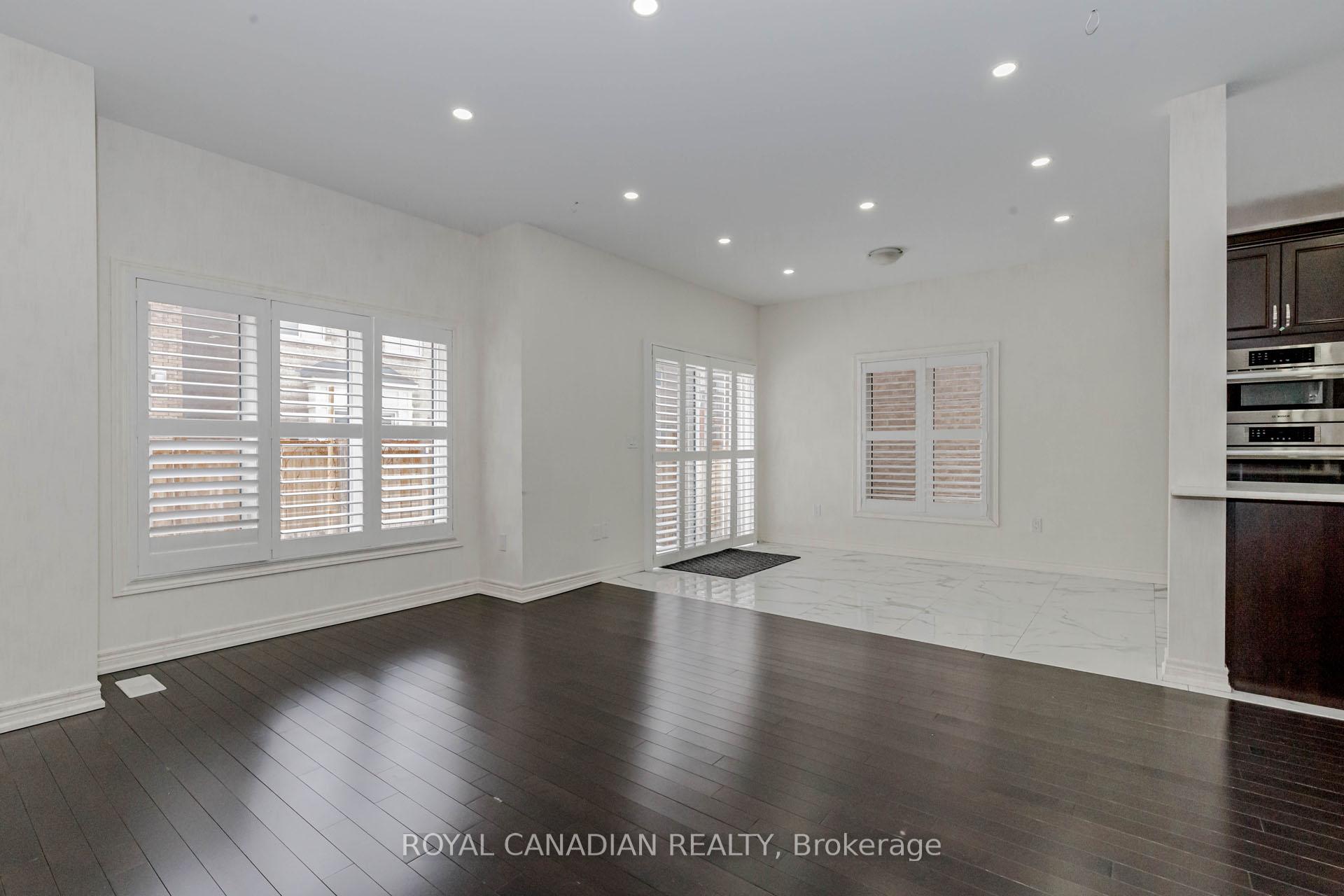 Photo 22 of 3945 Thomas Alton Boulevard, Burlington, Alton — HOMEH