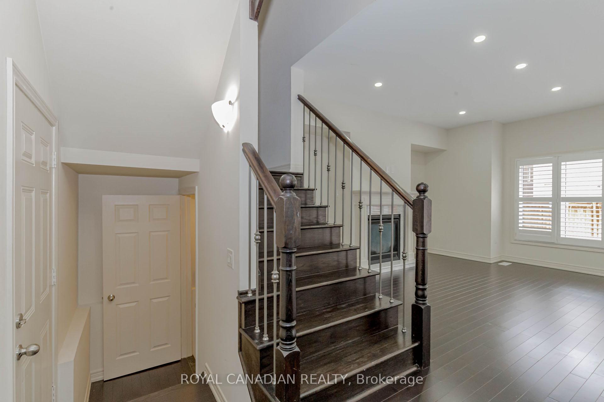 Photo 24 of 3945 Thomas Alton Boulevard, Burlington, Alton — HOMEH