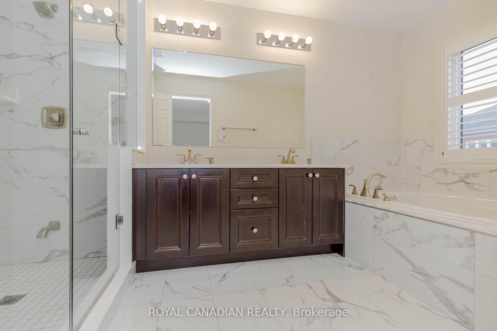Photo 31 of 3945 Thomas Alton Boulevard, Burlington, Alton — HOMEH