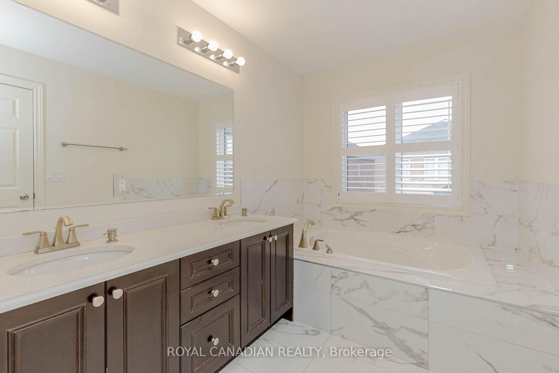 Photo 33 of 3945 Thomas Alton Boulevard, Burlington, Alton — HOMEH