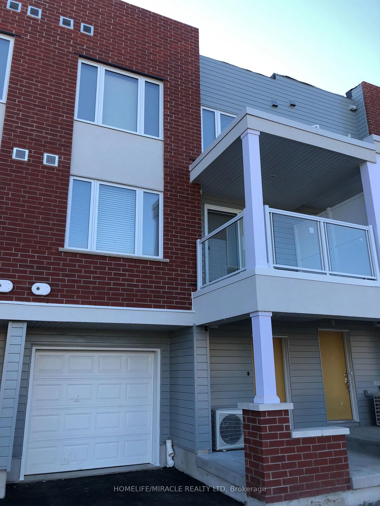 Photo 1 of 7 Valencia Avenue, Kitchener — HOMEH