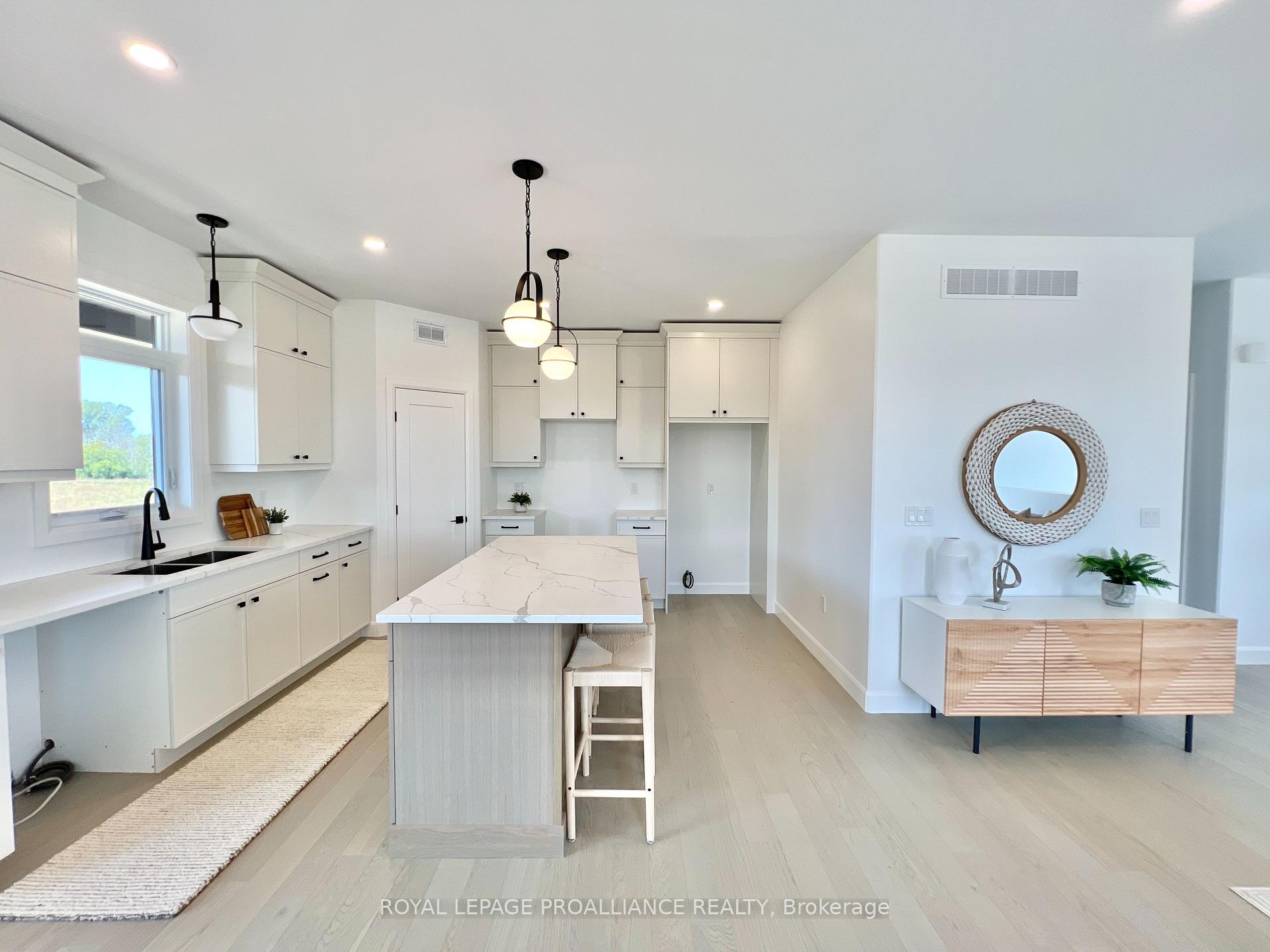 Photo 9 of 18 Horton Court, Belleville, Belleville Ward — HOMEH