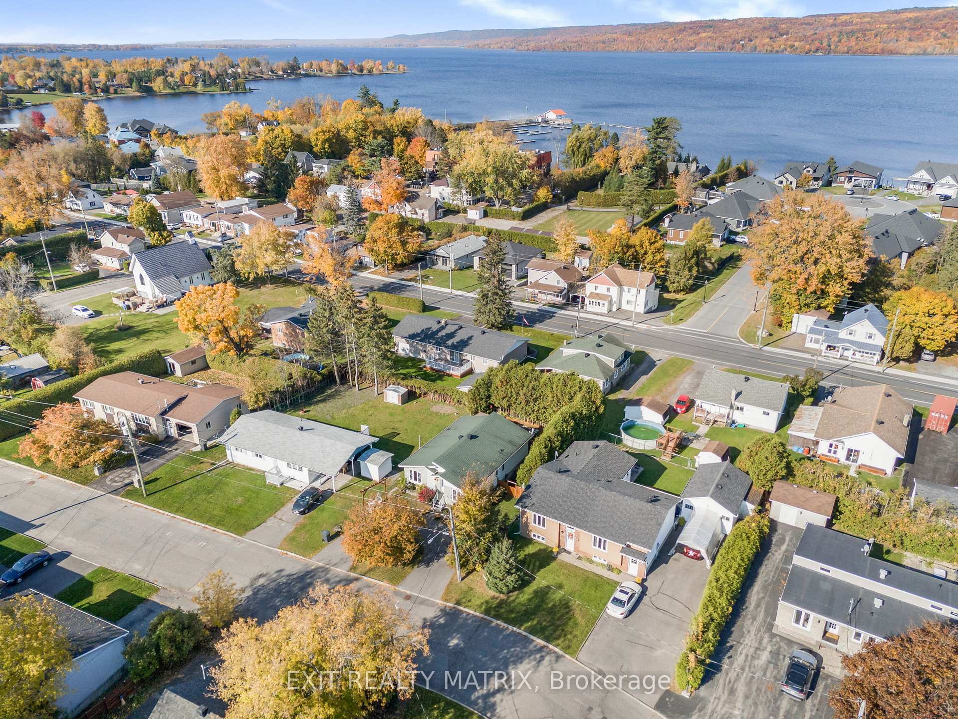 Photo 29 of 876 Queen Street, Champlain, L'Orignal — HOMEH