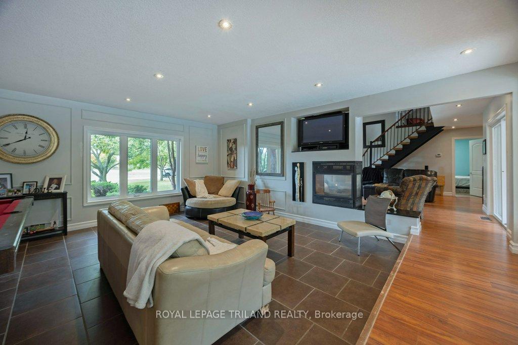 Photo 7 of 6152 Bostwick Road, Central Elgin, Rural Central Elgin — HOMEH