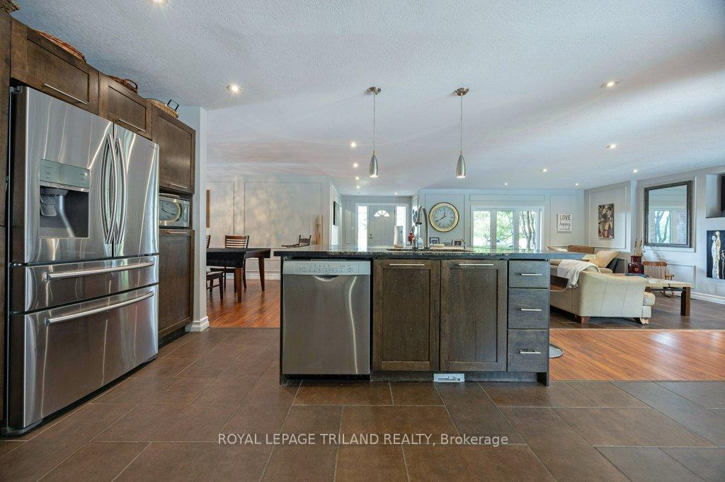 Photo 10 of 6152 Bostwick Road, Central Elgin, Rural Central Elgin — HOMEH