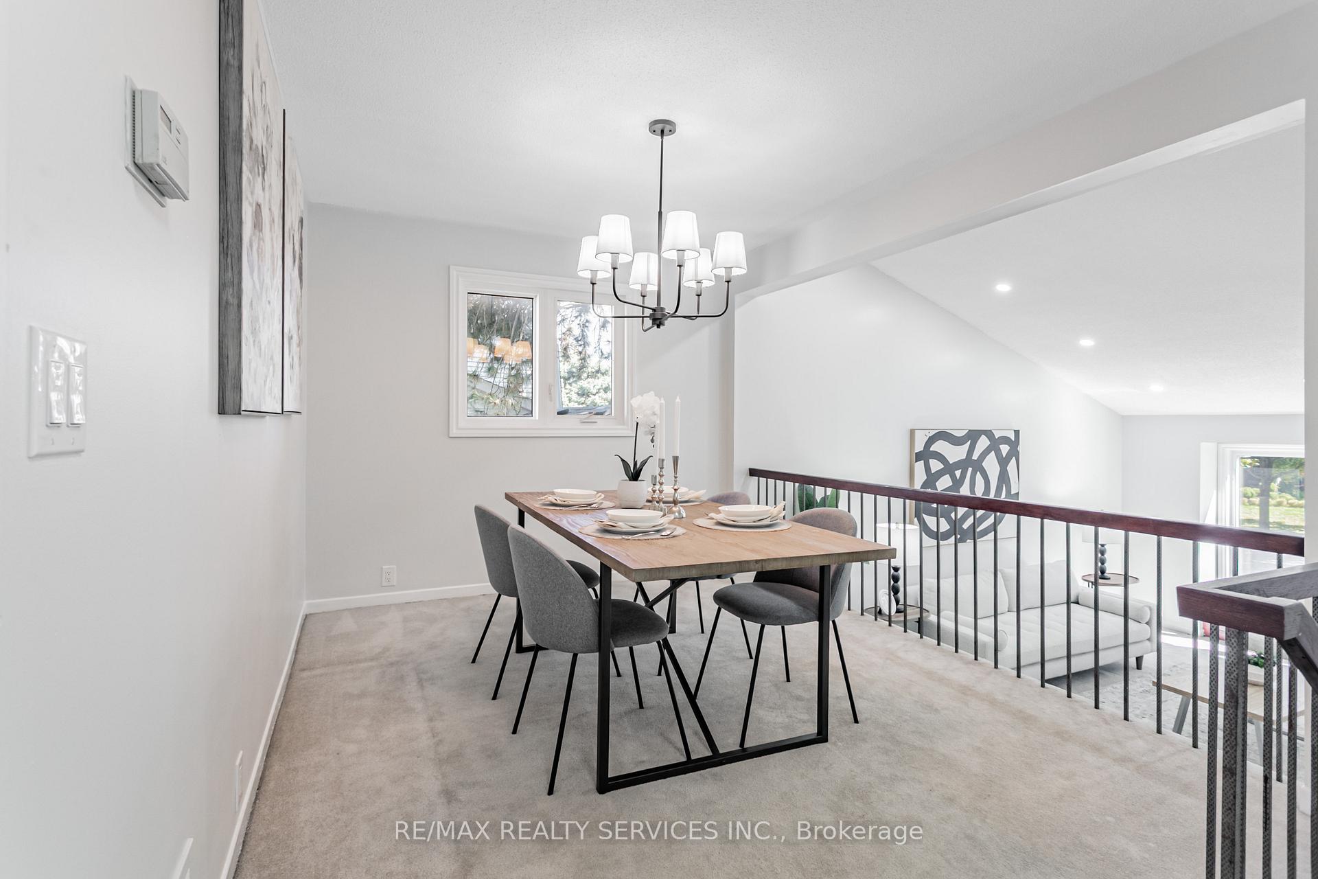 Photo 13 of 16 Marchmount Crescent, Brampton, Central Park — HOMEH