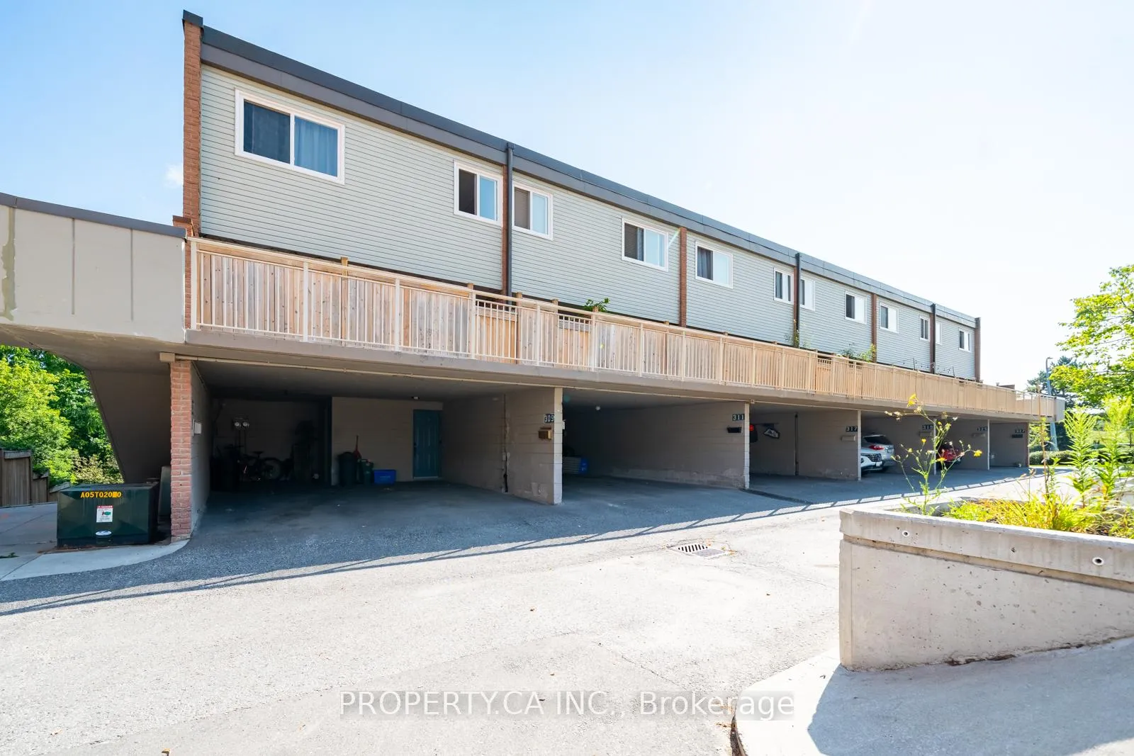 Photo 33 of 311 Milestone Crescent, Aurora, Aurora Village — HOMEH