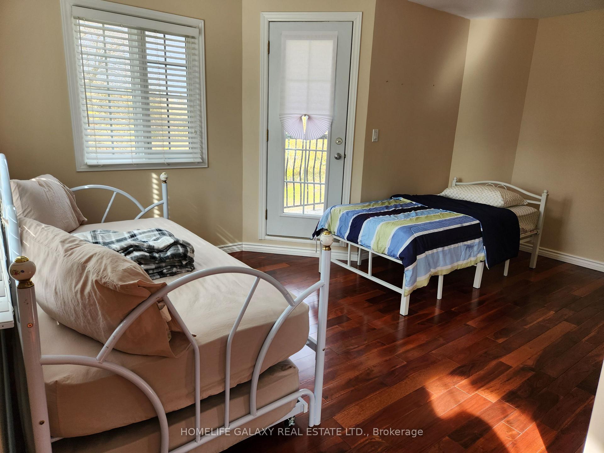 Photo 29 of 55 Cedar Crest Beach Road, Clarington, Bowmanville — HOMEH