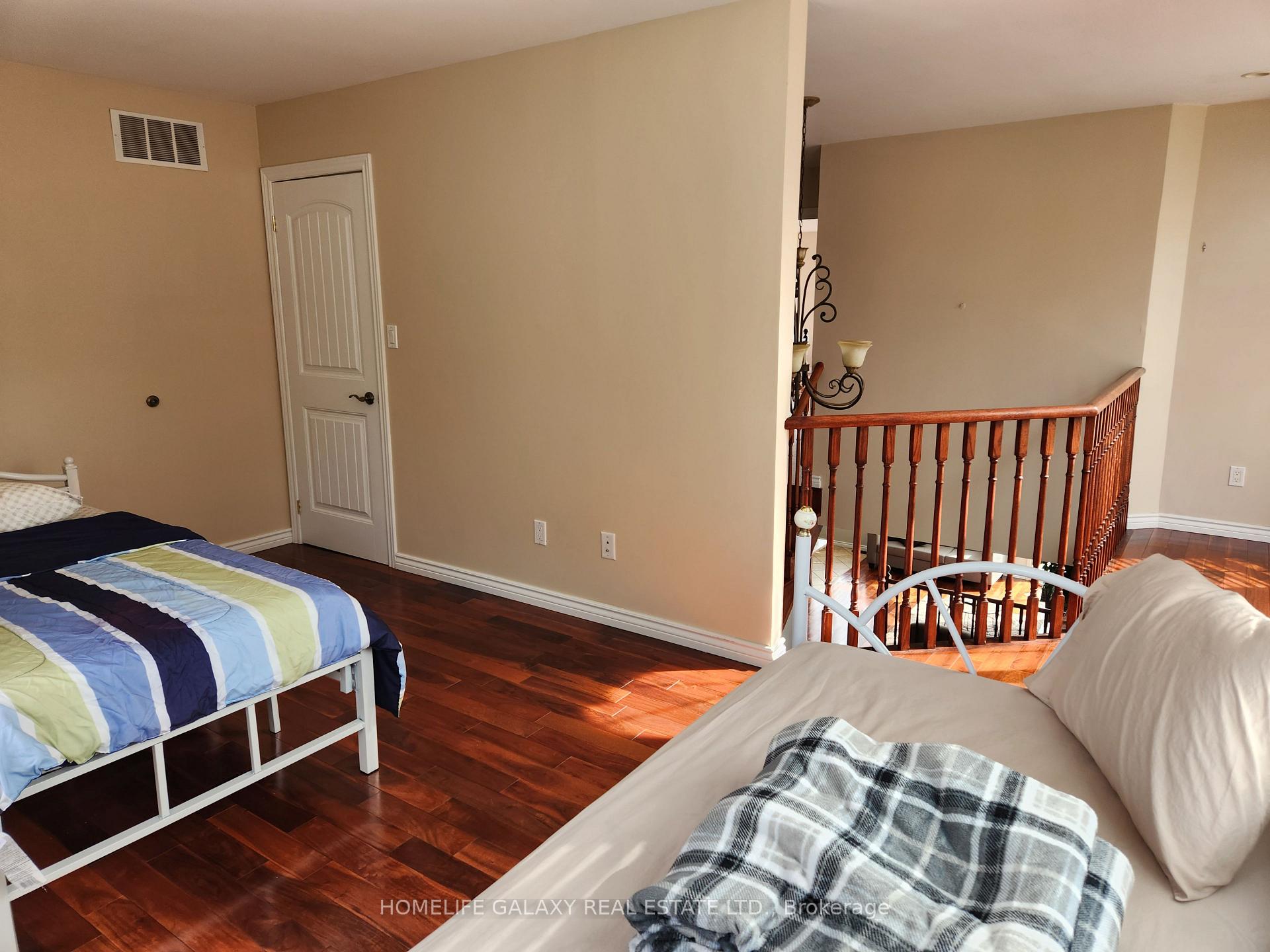 Photo 30 of 55 Cedar Crest Beach Road, Clarington, Bowmanville — HOMEH