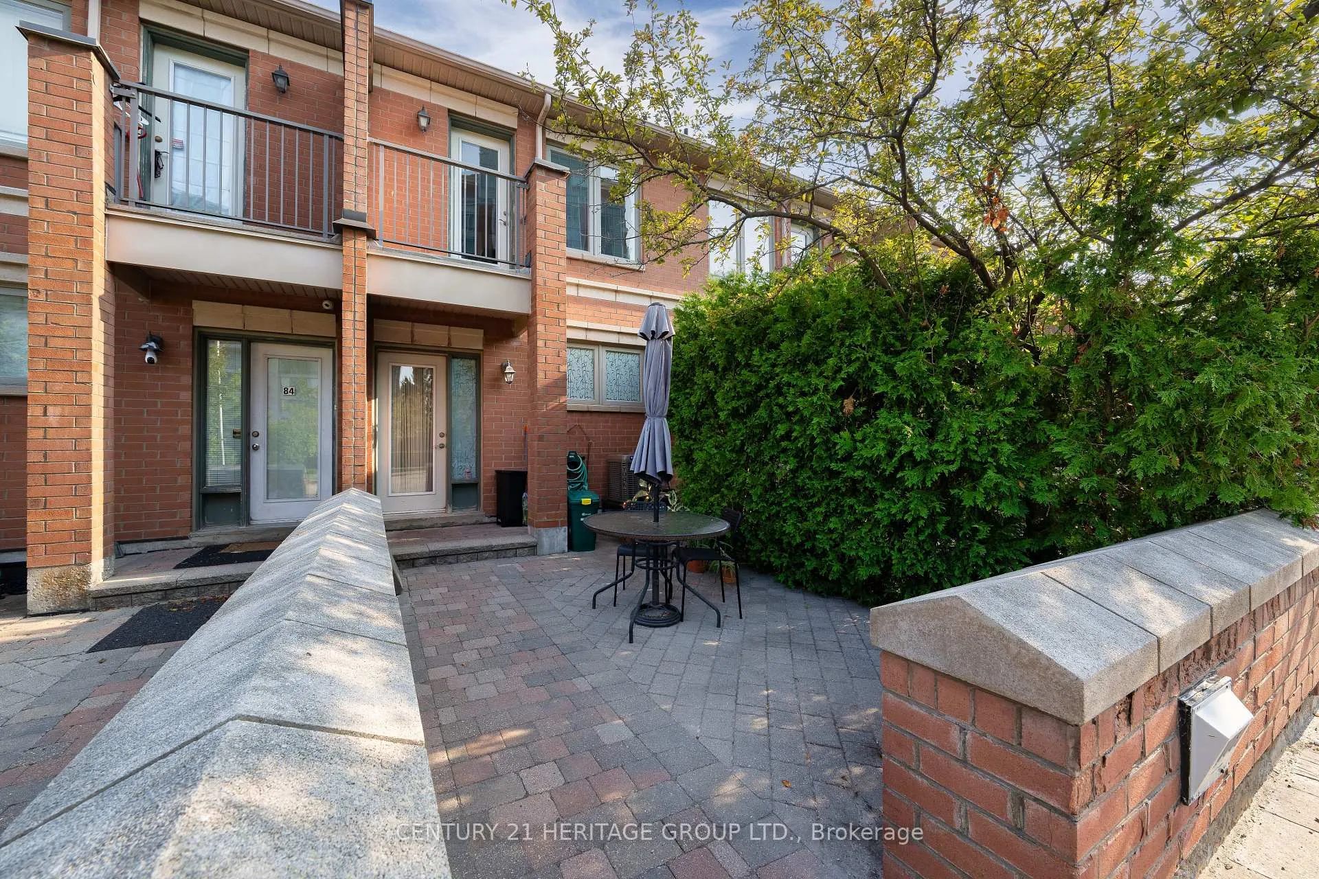 Photo 4 of 82 Suncrest Boulevard, Markham, Commerce Valley — HOMEH