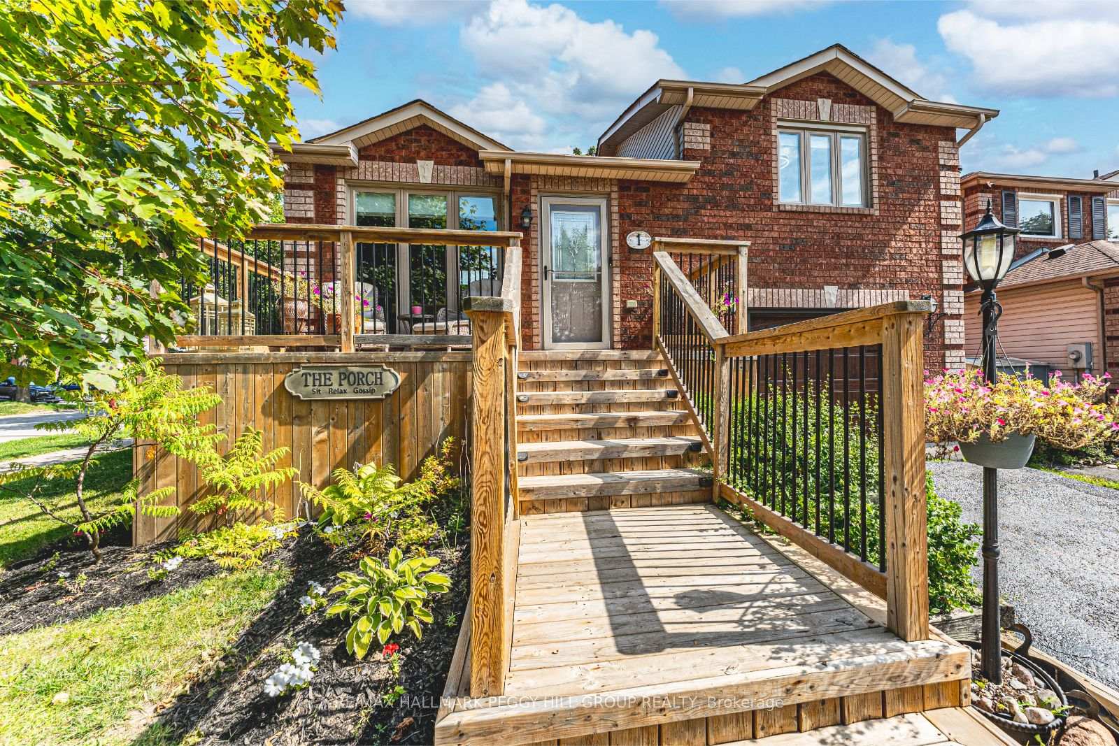 Photo 12 of 1 Wessenger Drive, Barrie, Holly — HOMEH