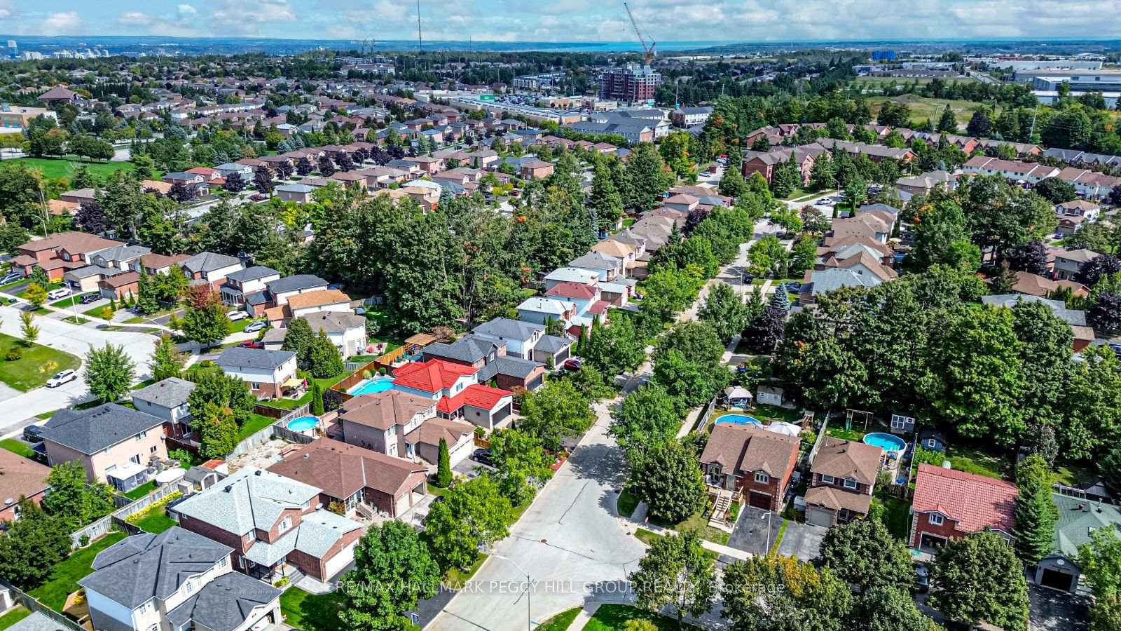 Photo 17 of 1 Wessenger Drive, Barrie, Holly — HOMEH