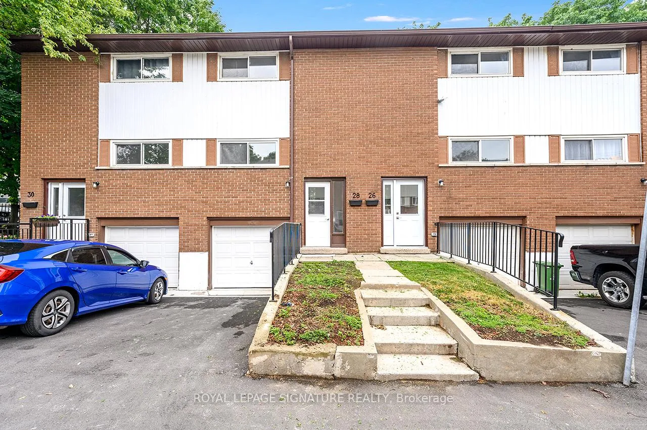 Front of 28 Woodman Drive N