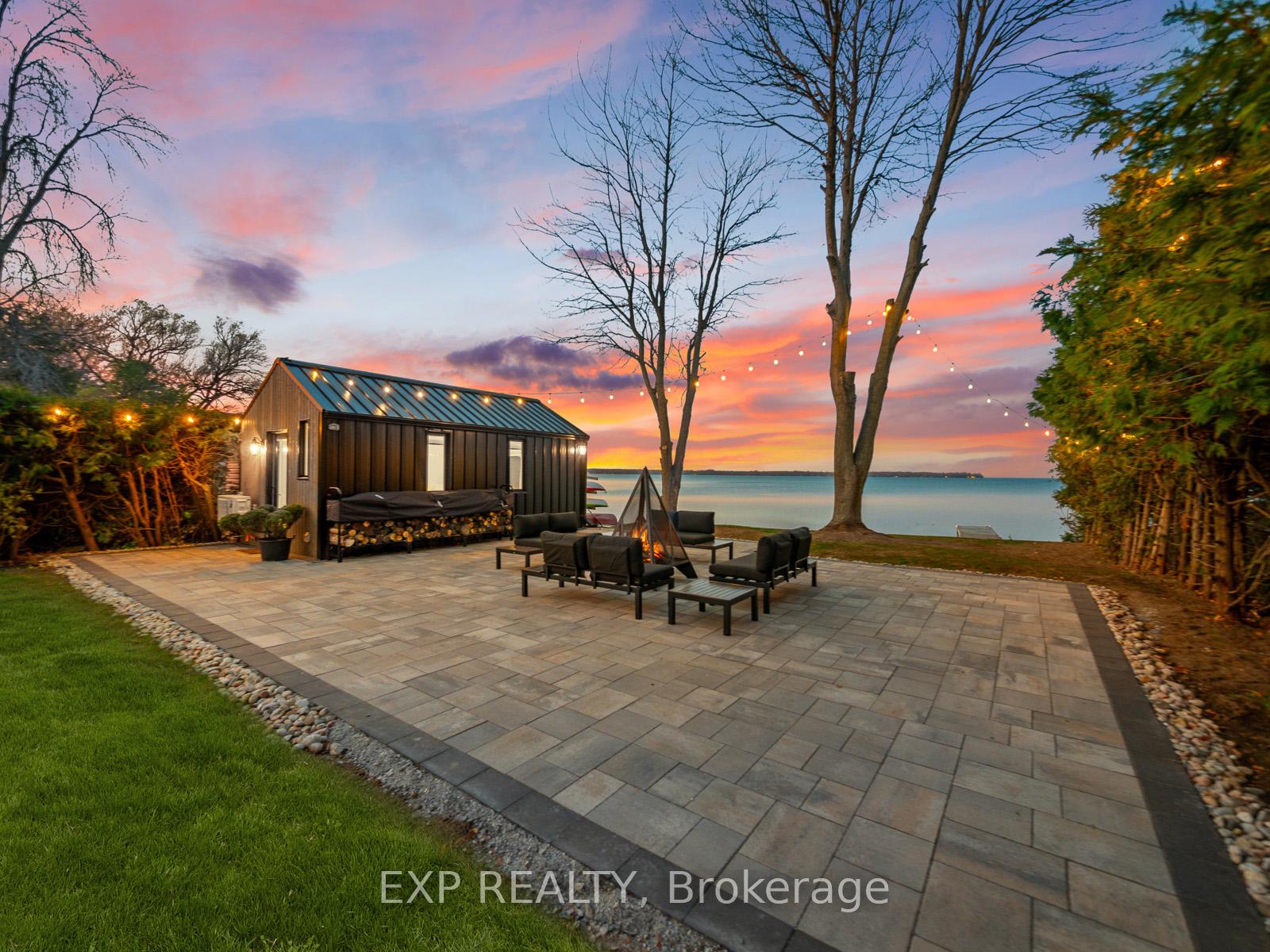 Photo 2 of 142 Moore's Beach Road, Georgina, Virginia — HOMEH